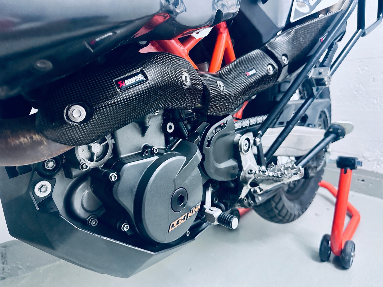 KTM 690 Enduro R-image-7