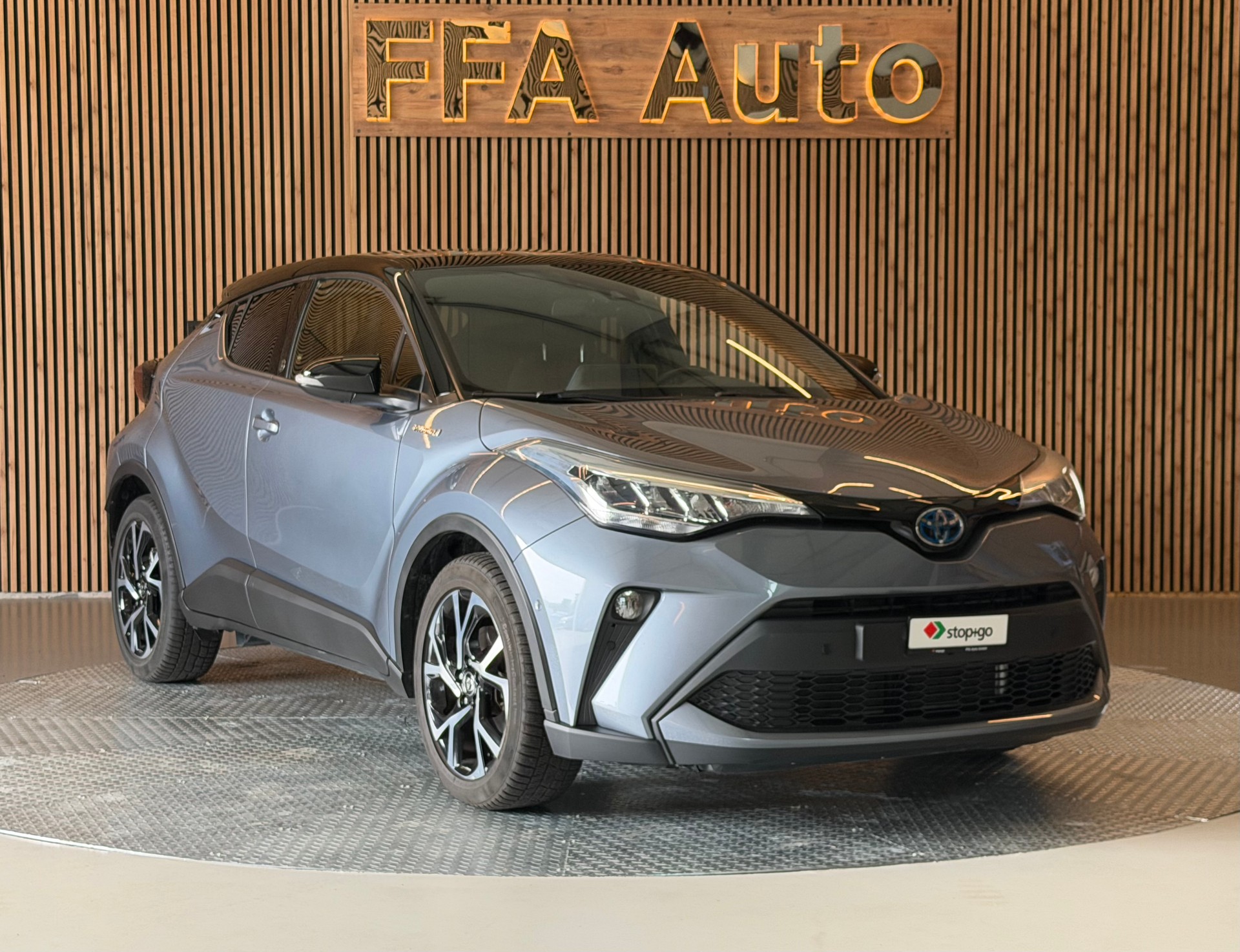 TOYOTA C-HR 2.0 VVTi HSD Trend-showroom-element-2