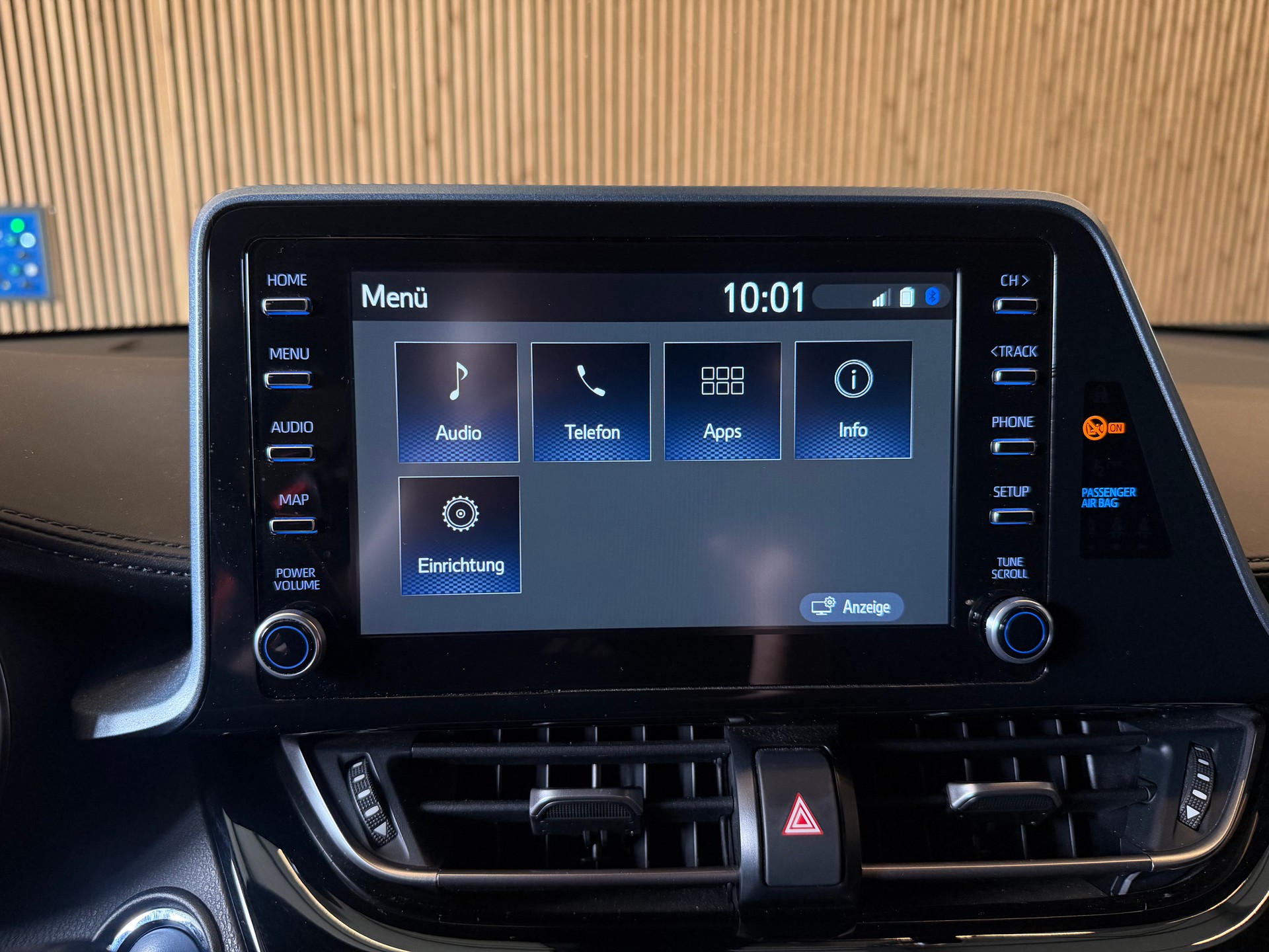 TOYOTA C-HR 2.0 VVTi HSD Trend-image-13