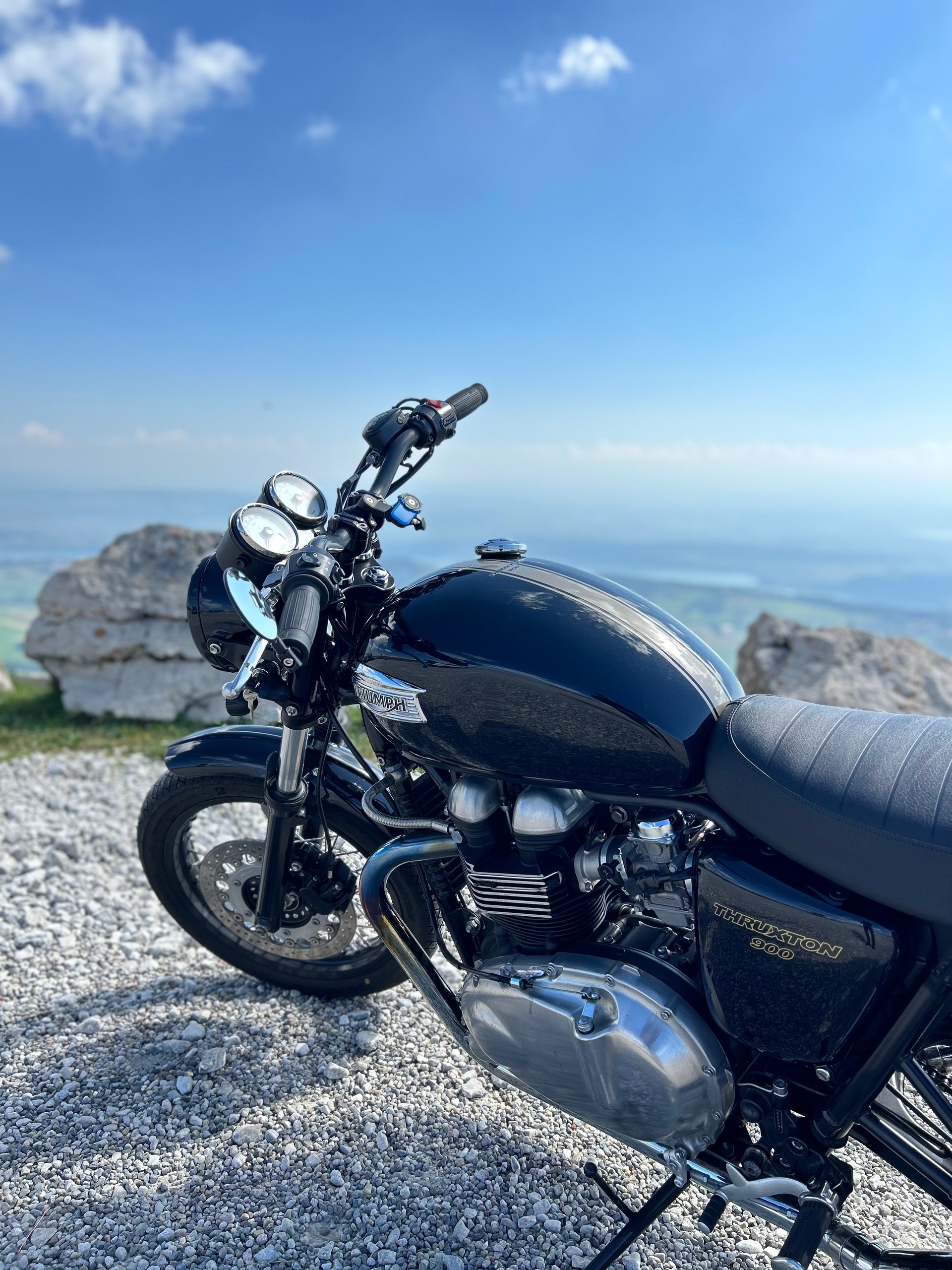 TRIUMPH Thruxton 900 i-image-2