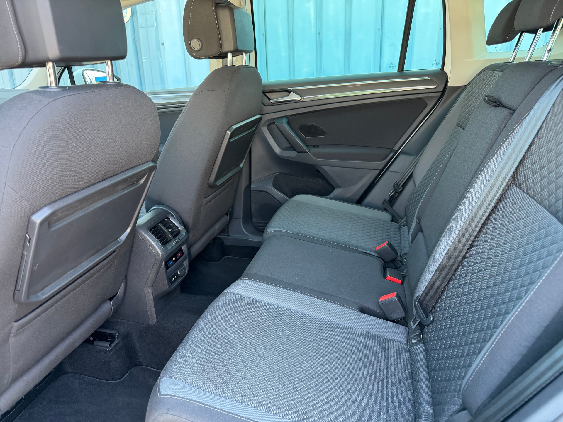 VW Tiguan 1.4TSI Comfortline 4Motion-image-17