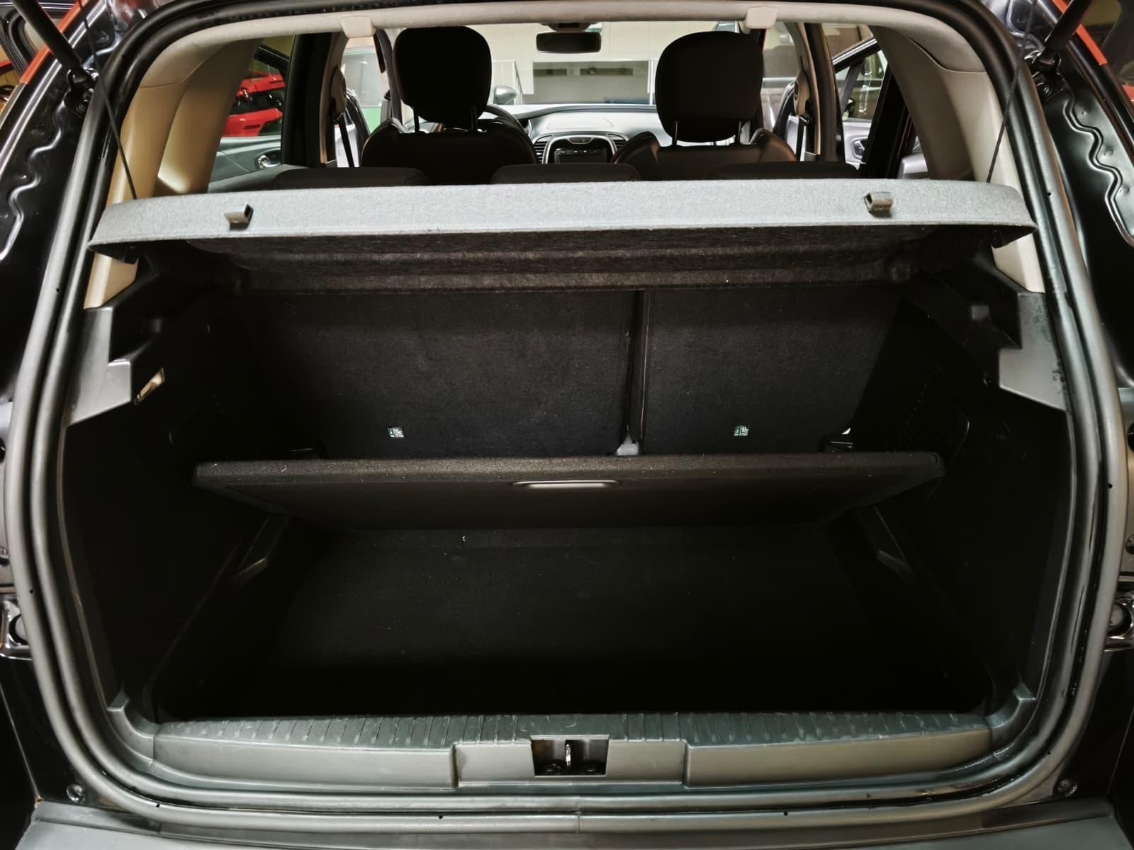 RENAULT Captur 1.2 T 16V Privilège EDC-image-13
