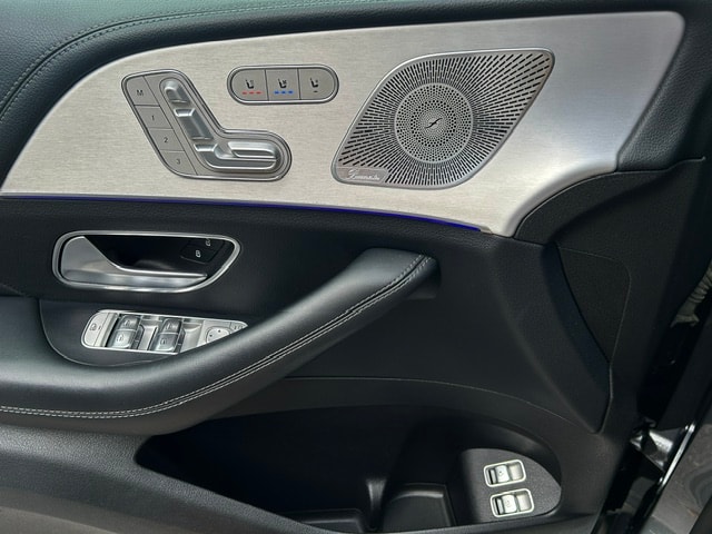 MERCEDES-BENZ GLE 300 d 4Matic AMG Line 9G-Tronic -CH Fahrzeug-Schiebedach-7 Sitzplätze-Burmester Sound-Head Up Display--image-12