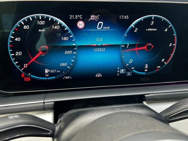 MERCEDES-BENZ GLE 300 d 4Matic AMG Line 9G-Tronic -CH Fahrzeug-Schiebedach-7 Sitzplätze-Burmester Sound-Head Up Display--image-14