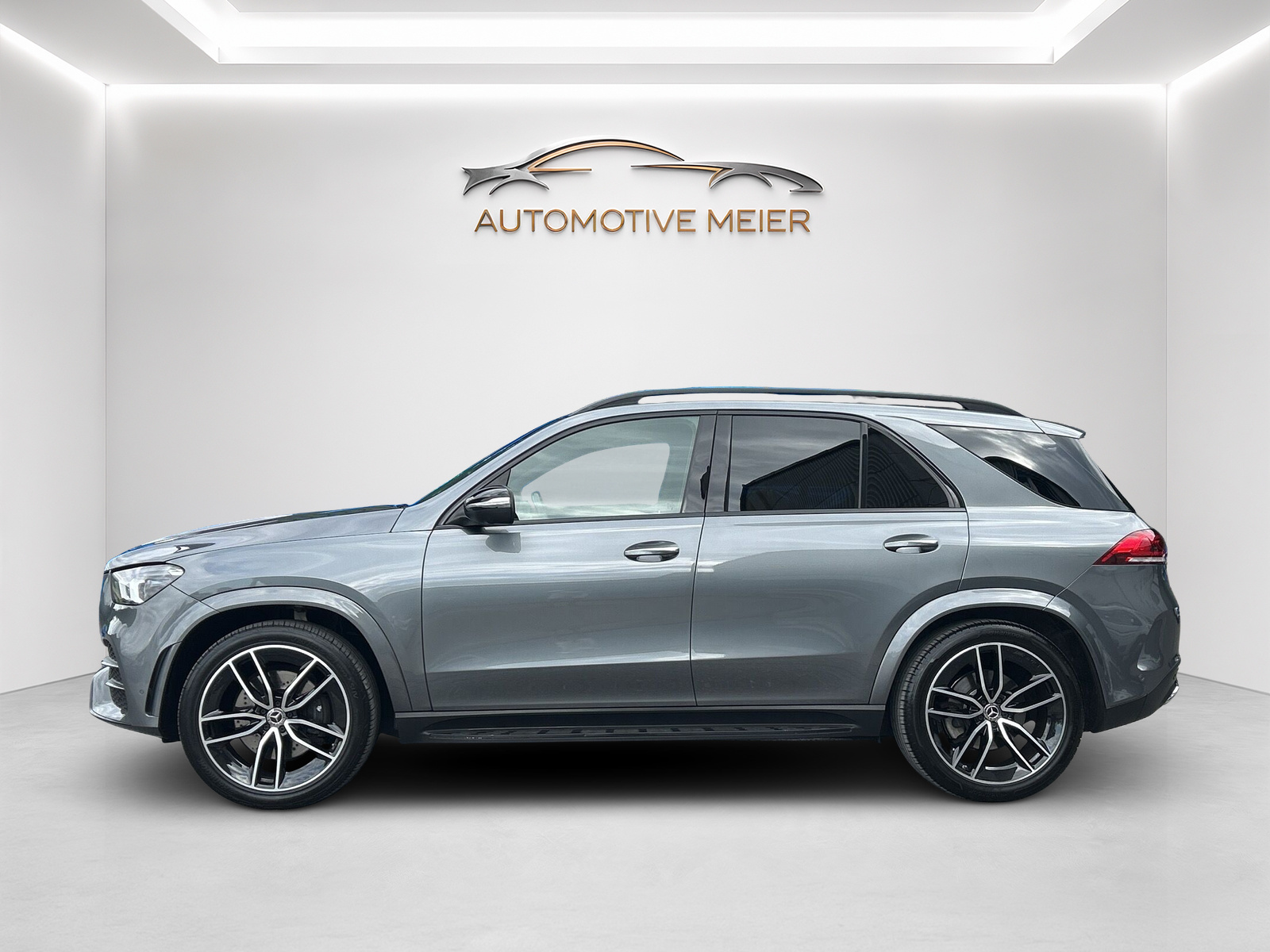 MERCEDES-BENZ GLE 300 d 4Matic AMG Line 9G-Tronic -CH Fahrzeug-Schiebedach-7 Sitzplätze-Burmester Sound-Head Up Display--showroom-element-1