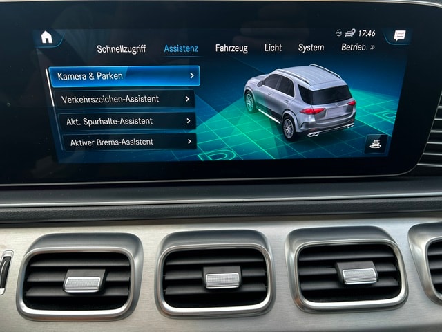 MERCEDES-BENZ GLE 300 d 4Matic AMG Line 9G-Tronic -CH Fahrzeug-Schiebedach-7 Sitzplätze-Burmester Sound-Head Up Display--image-16