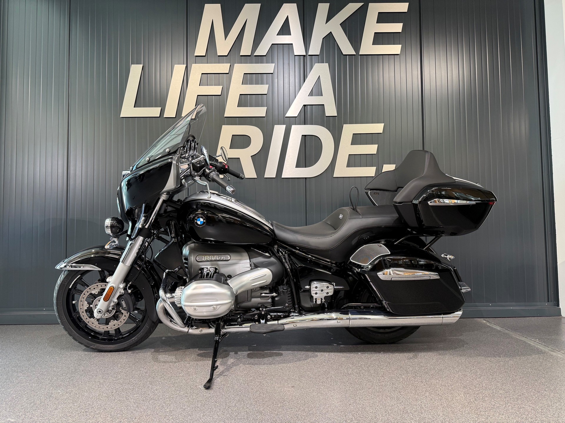 BMW R 18 Transcontinental-image-2