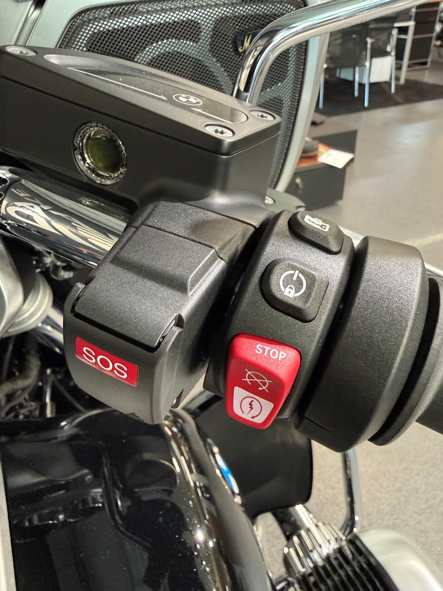 BMW R 18 Transcontinental-image-4