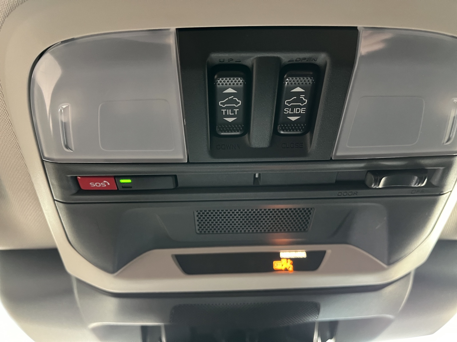 SUBARU Crosstrek 2.0i e-Boxer Luxury-image-15