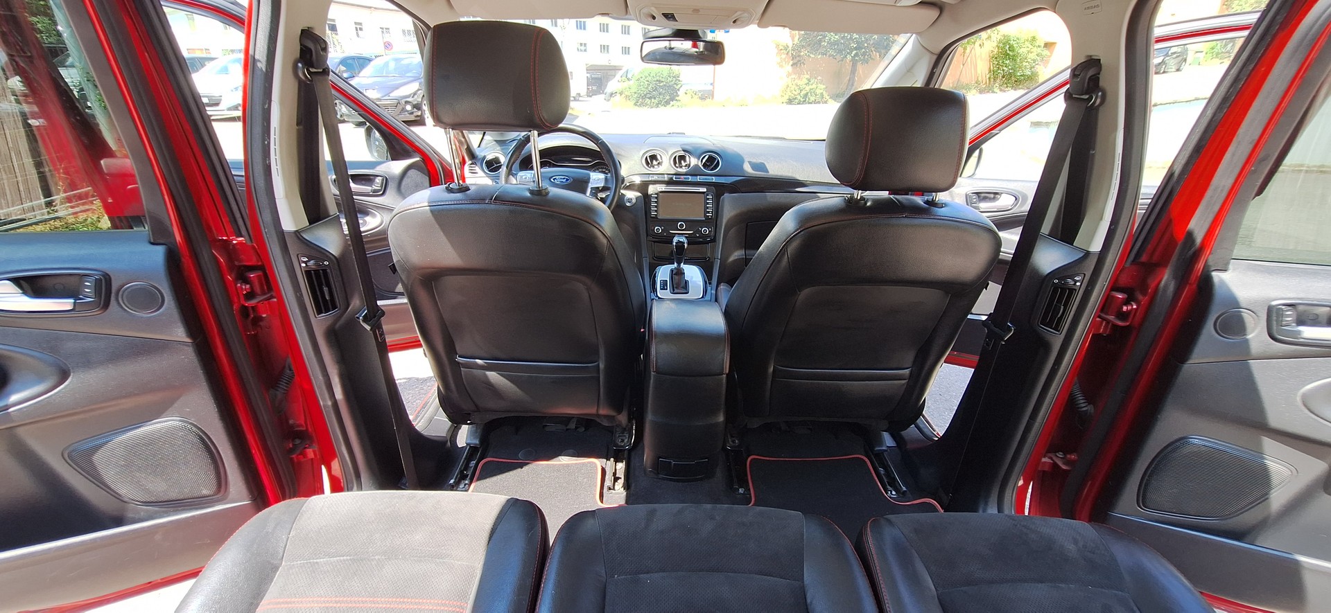 FORD S-Max 2.0 SCTi TitaniumS PowerShift-image-22