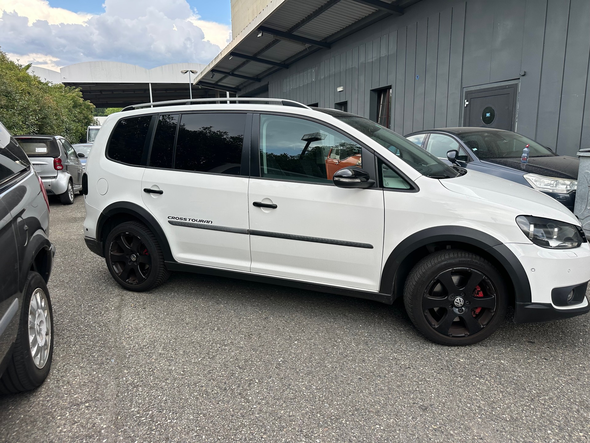 VW CrossTouran 1.4 TSI-image-8