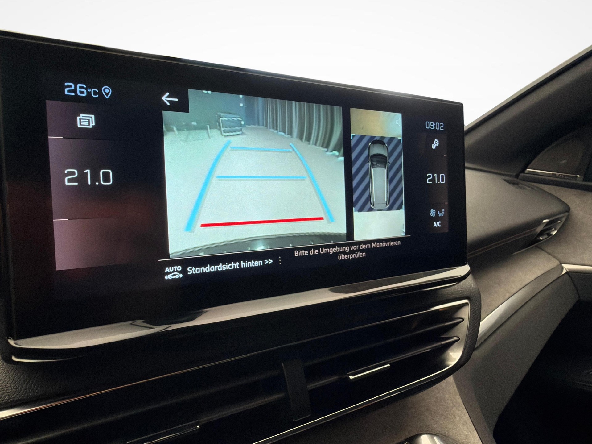 PEUGEOT 5008 1.2 PureTech GT-image-19