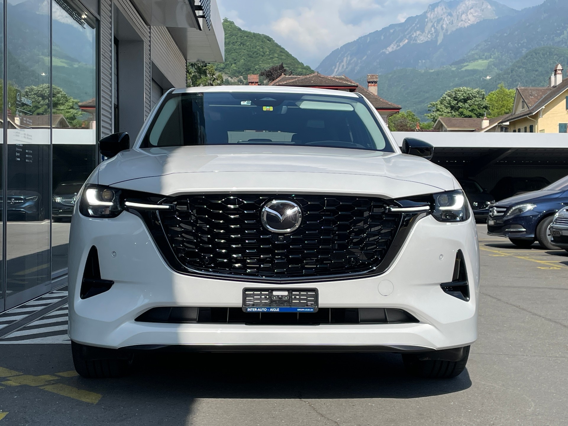MAZDA CX-60 e-Skyactiv PHEV 327 AWD Homura-showroom-element-1