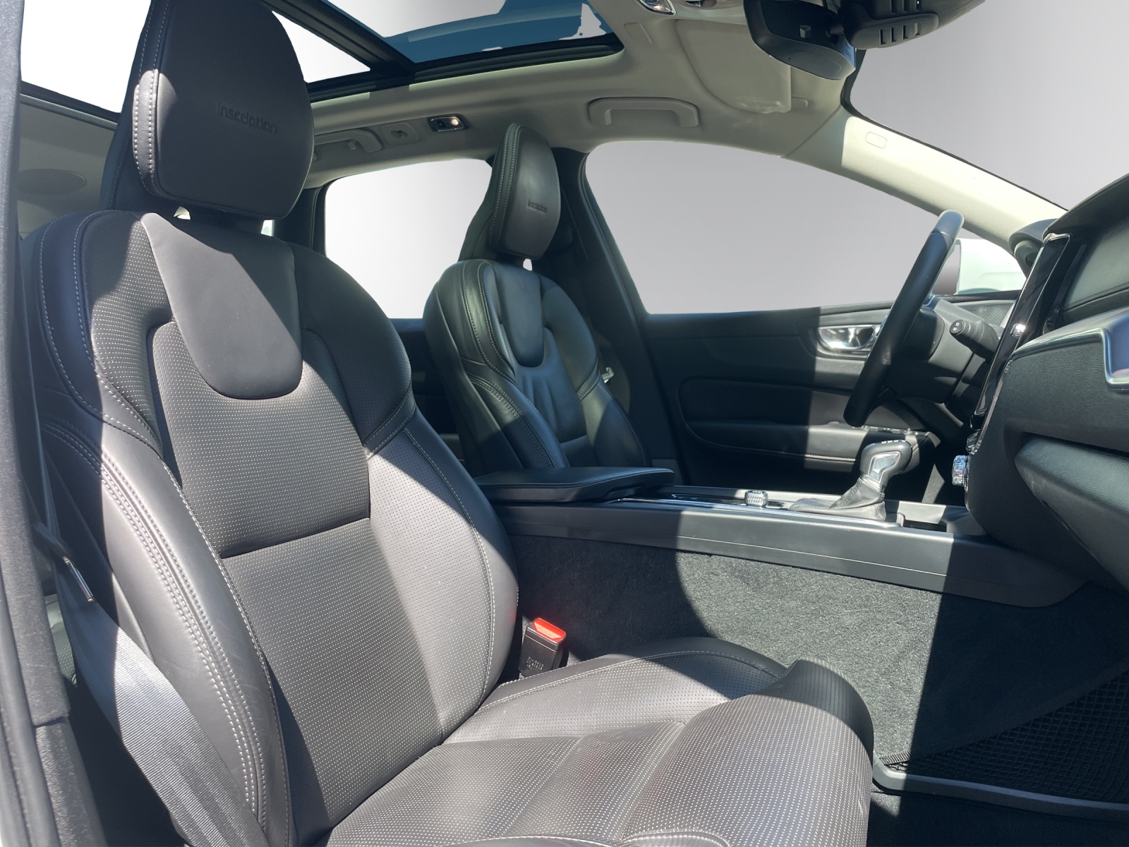 VOLVO XC60 T5 AWD Inscription Geartronic-image-10