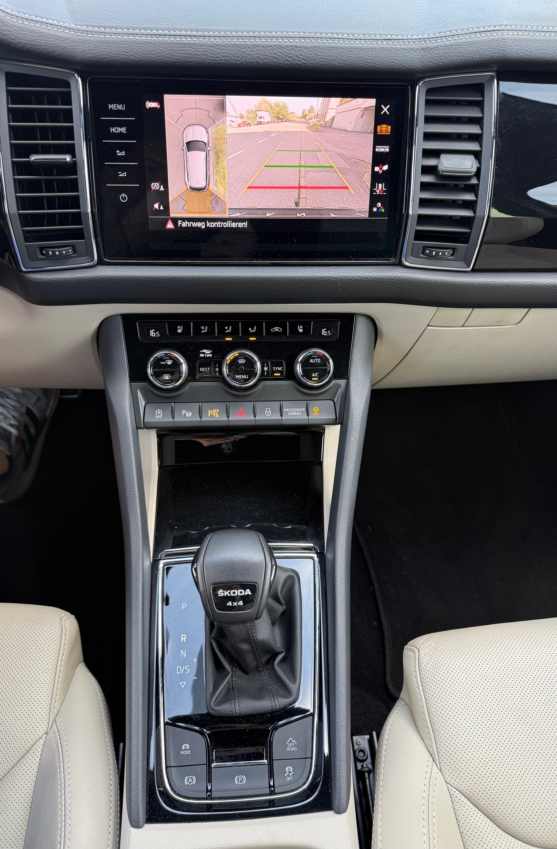 SKODA Kodiaq 2.0 TDI CR L&K 4x4 DSG-image-10