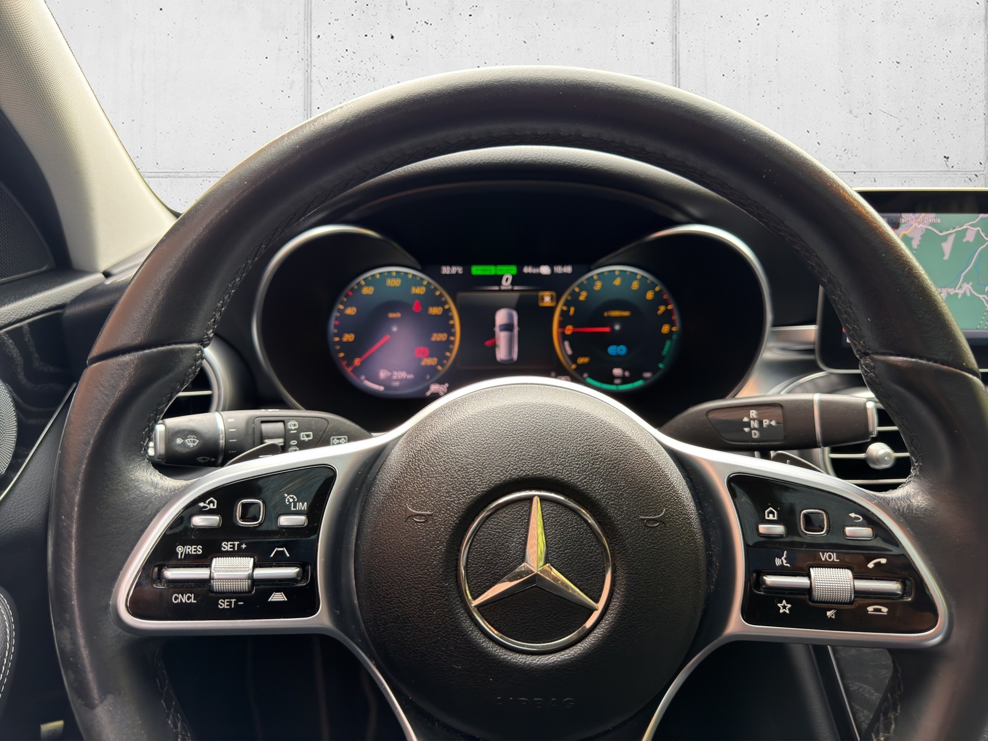 MERCEDES-BENZ C 300 e T-Modell AMG Line 9G-Tronic-image-15