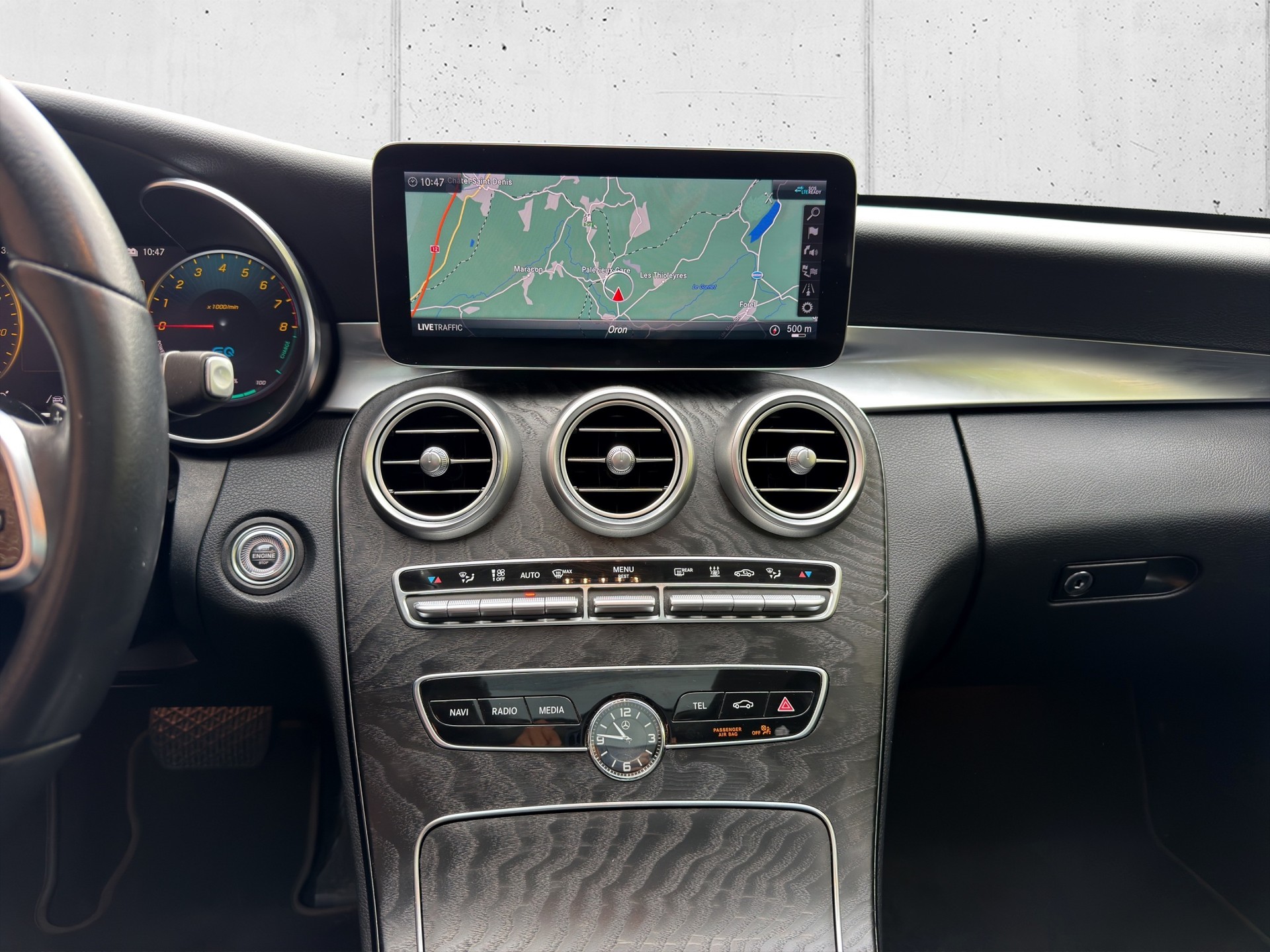 MERCEDES-BENZ C 300 e T-Modell AMG Line 9G-Tronic-image-20