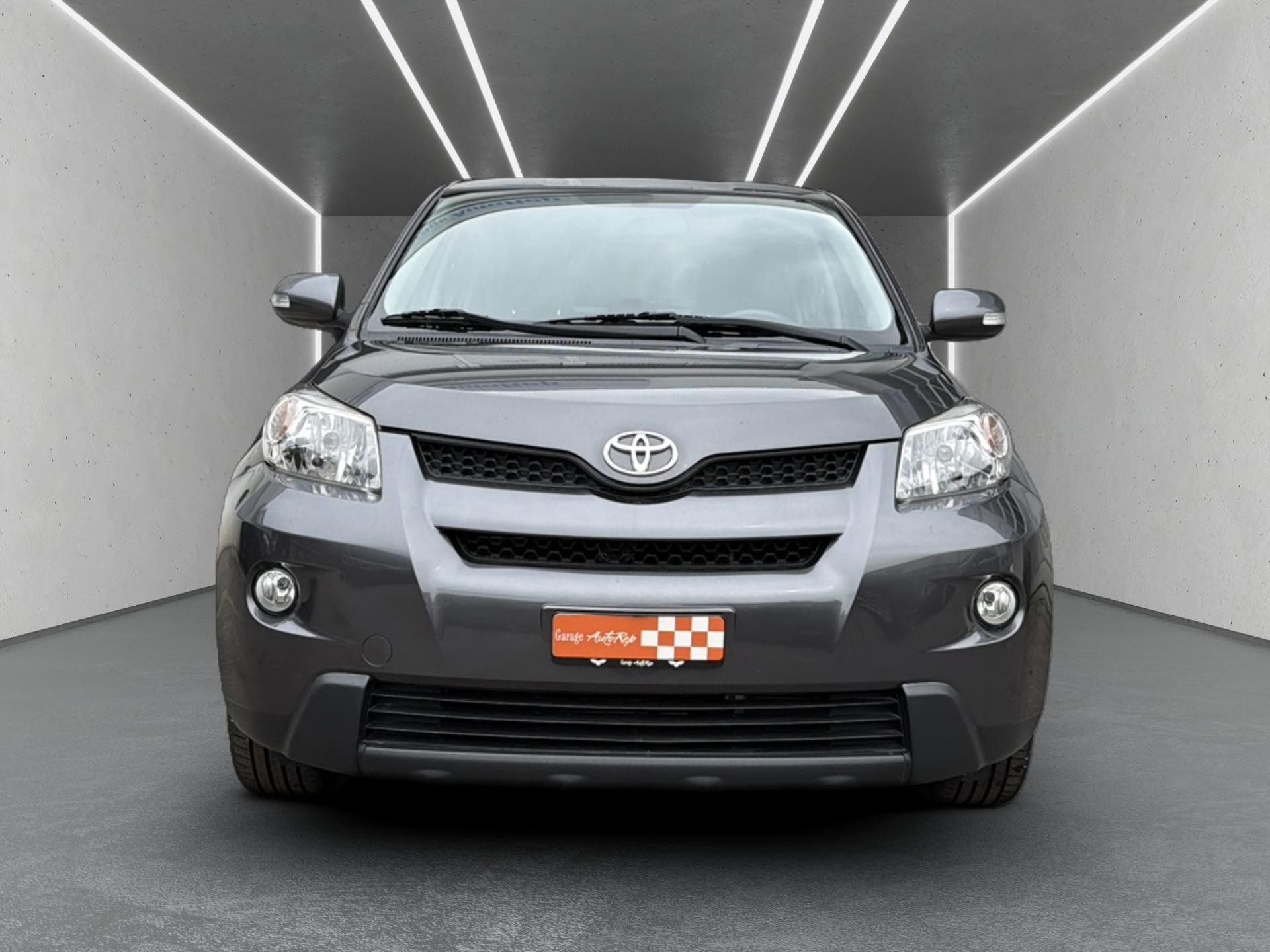TOYOTA UrbanCruiser 1.4 D-4D Linea Sol 4WD-showroom-element-1