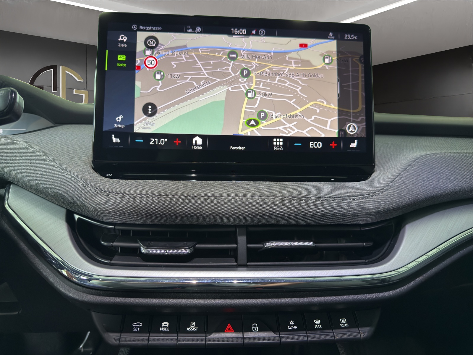SKODA Enyaq iV 80x-image-14