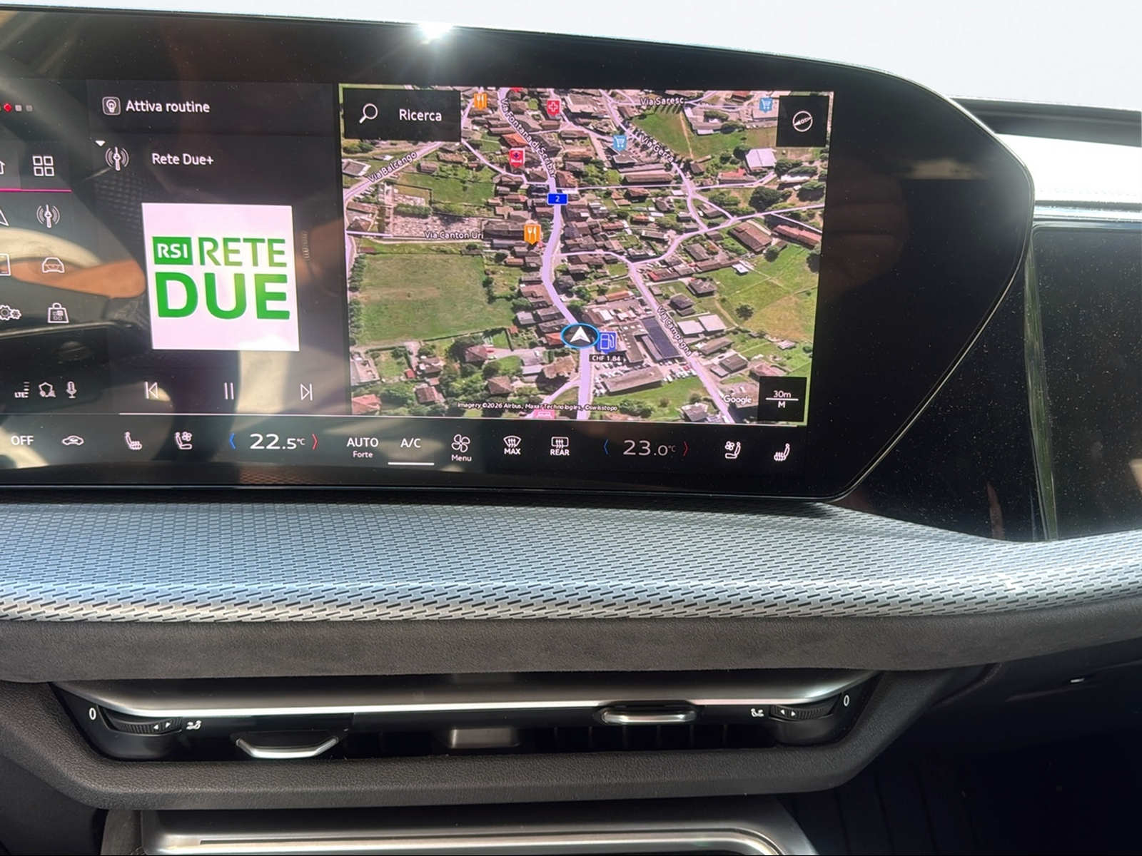 AUDI Q5 TDI quattro 150 kW S-tronic-image-12