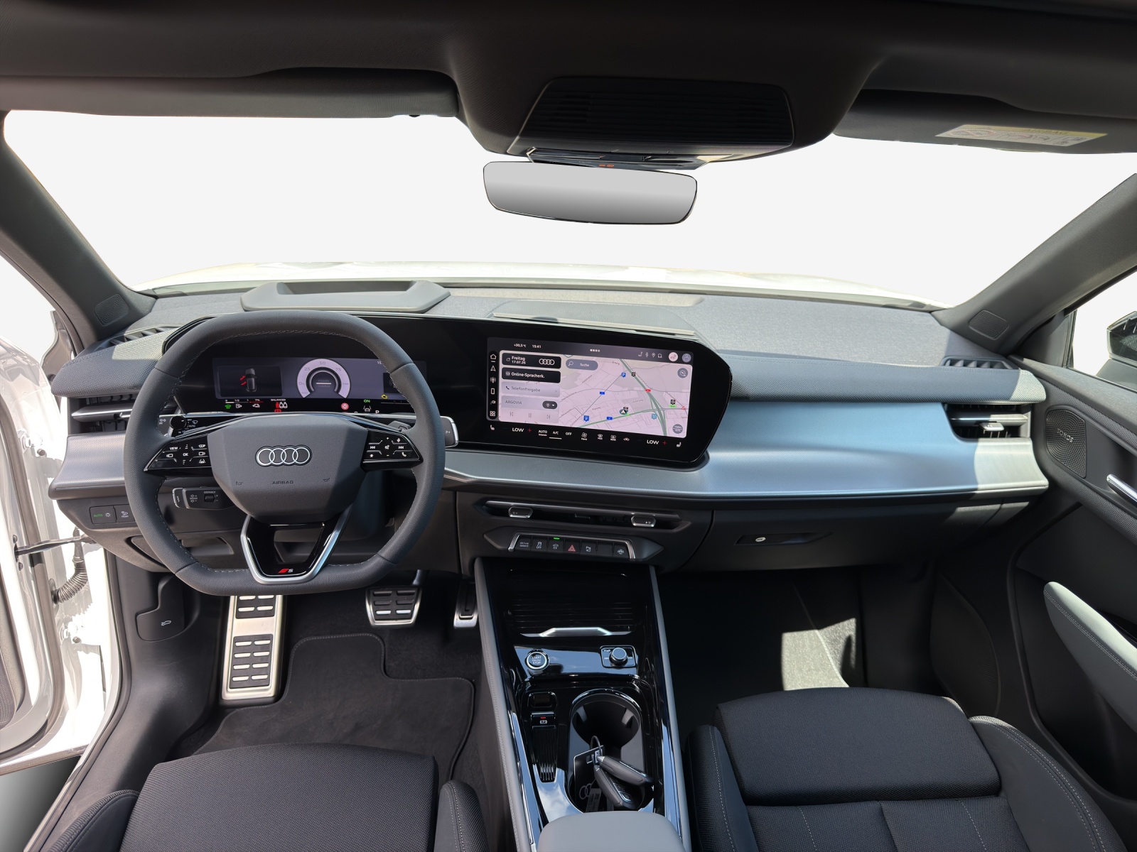 AUDI Q3 Sportback e-hybrid 200 kW S tronig-image-8