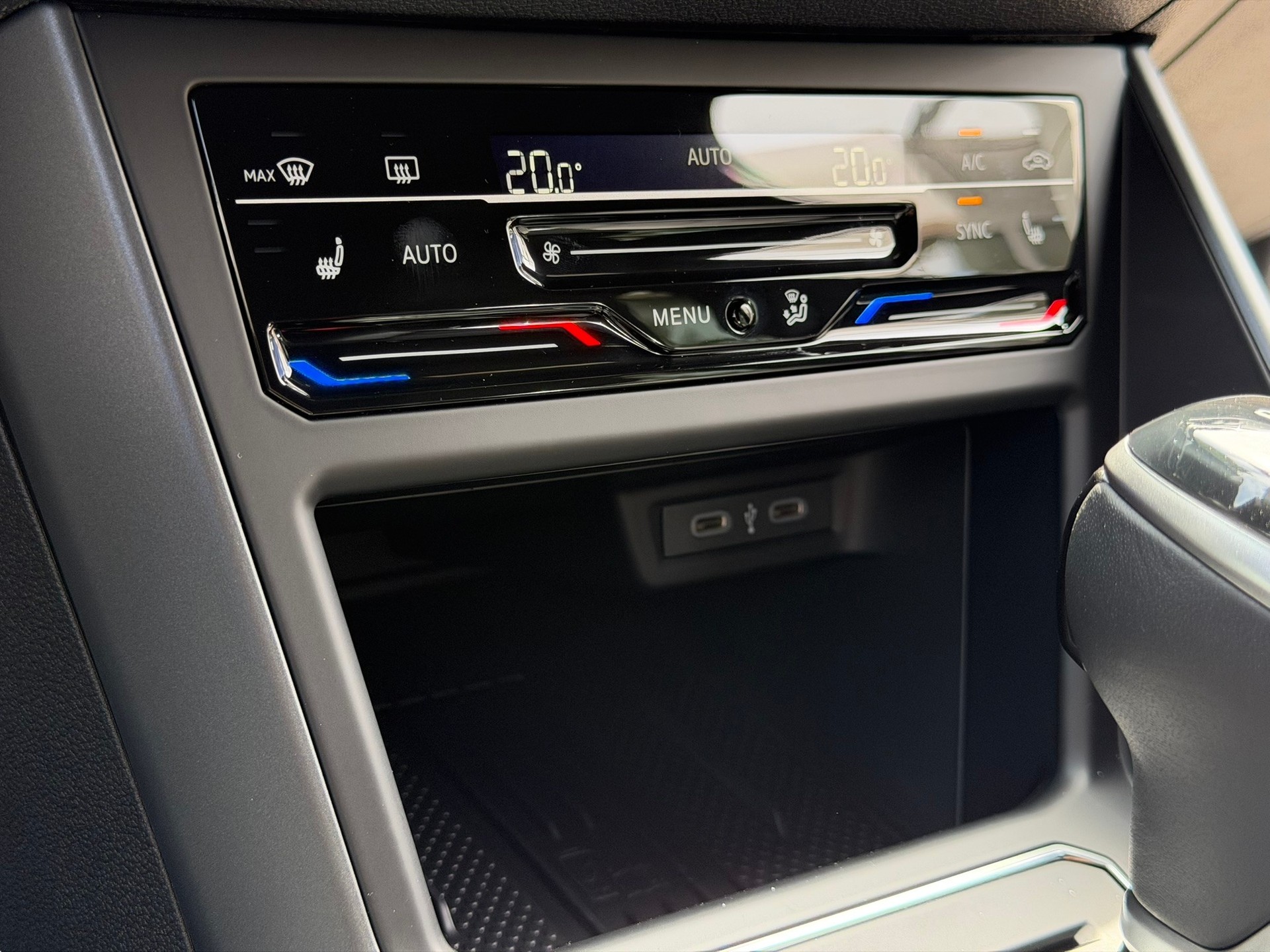VW Polo 1.0 TSI R-Line United DSG-image-19