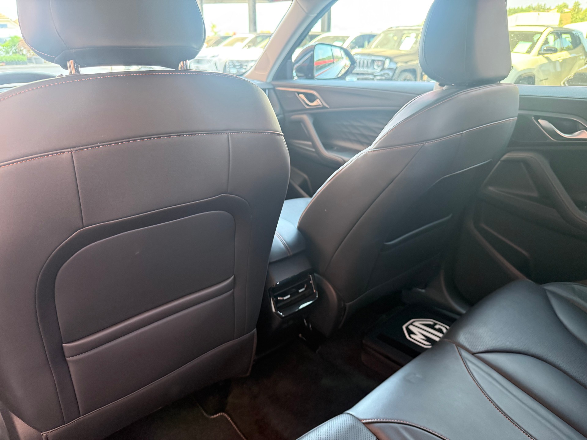MG HS 1.5 T PHEV Luxury-image-15