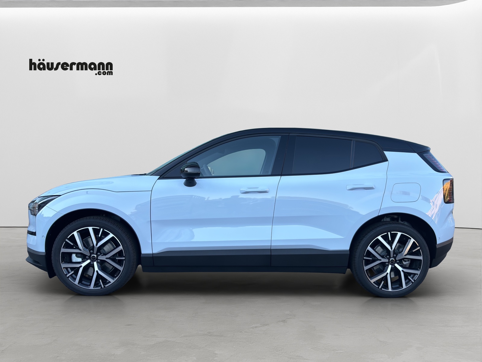 VOLVO EX30 P8 Ultra AWD-showroom-element-1
