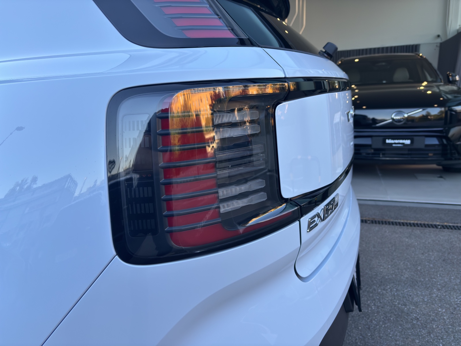 VOLVO EX30 P8 Ultra AWD-image-14