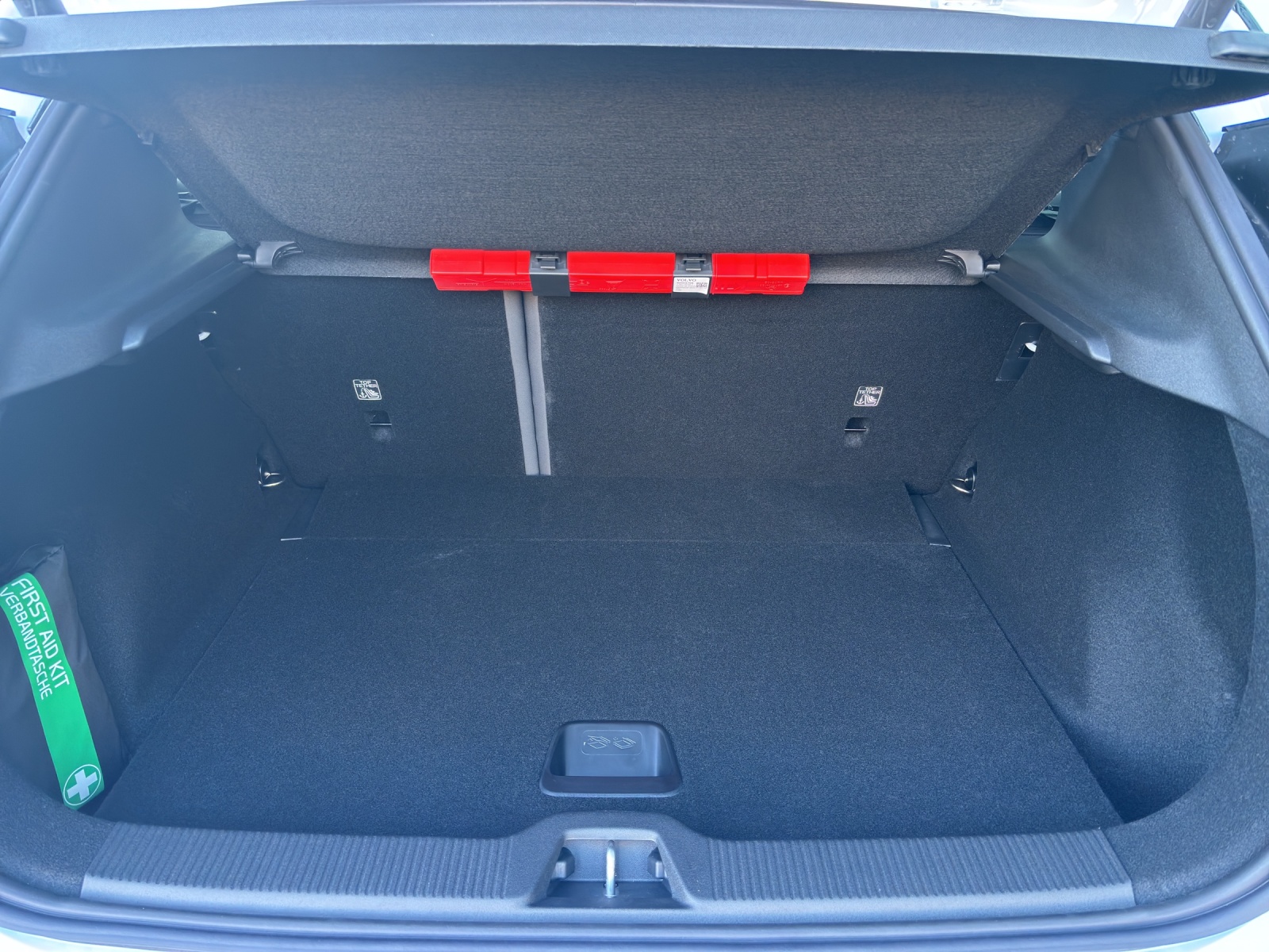 VOLVO EX30 P8 Ultra AWD-image-12