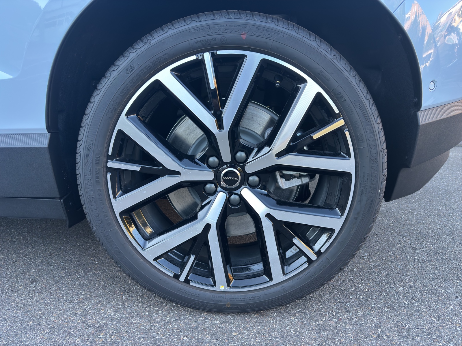 VOLVO EX30 P8 Ultra AWD-image-15