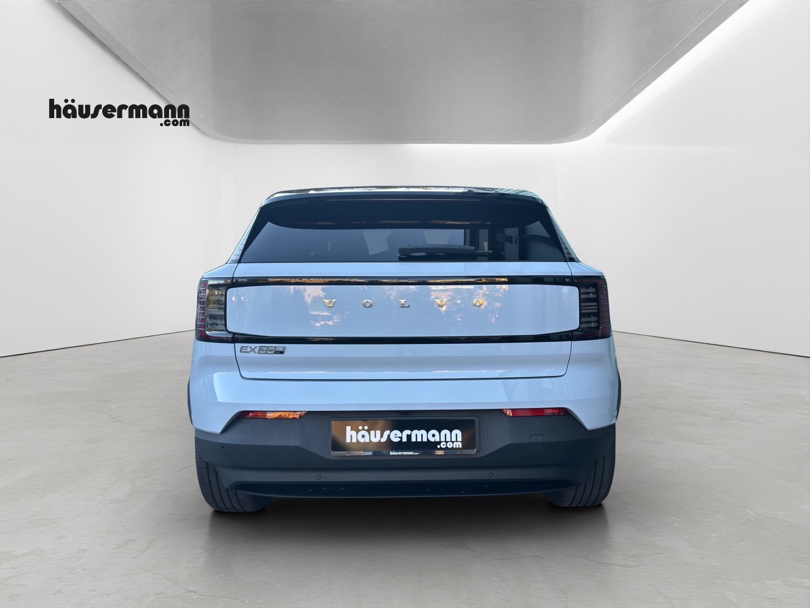 VOLVO EX30 P8 Ultra AWD-image-10