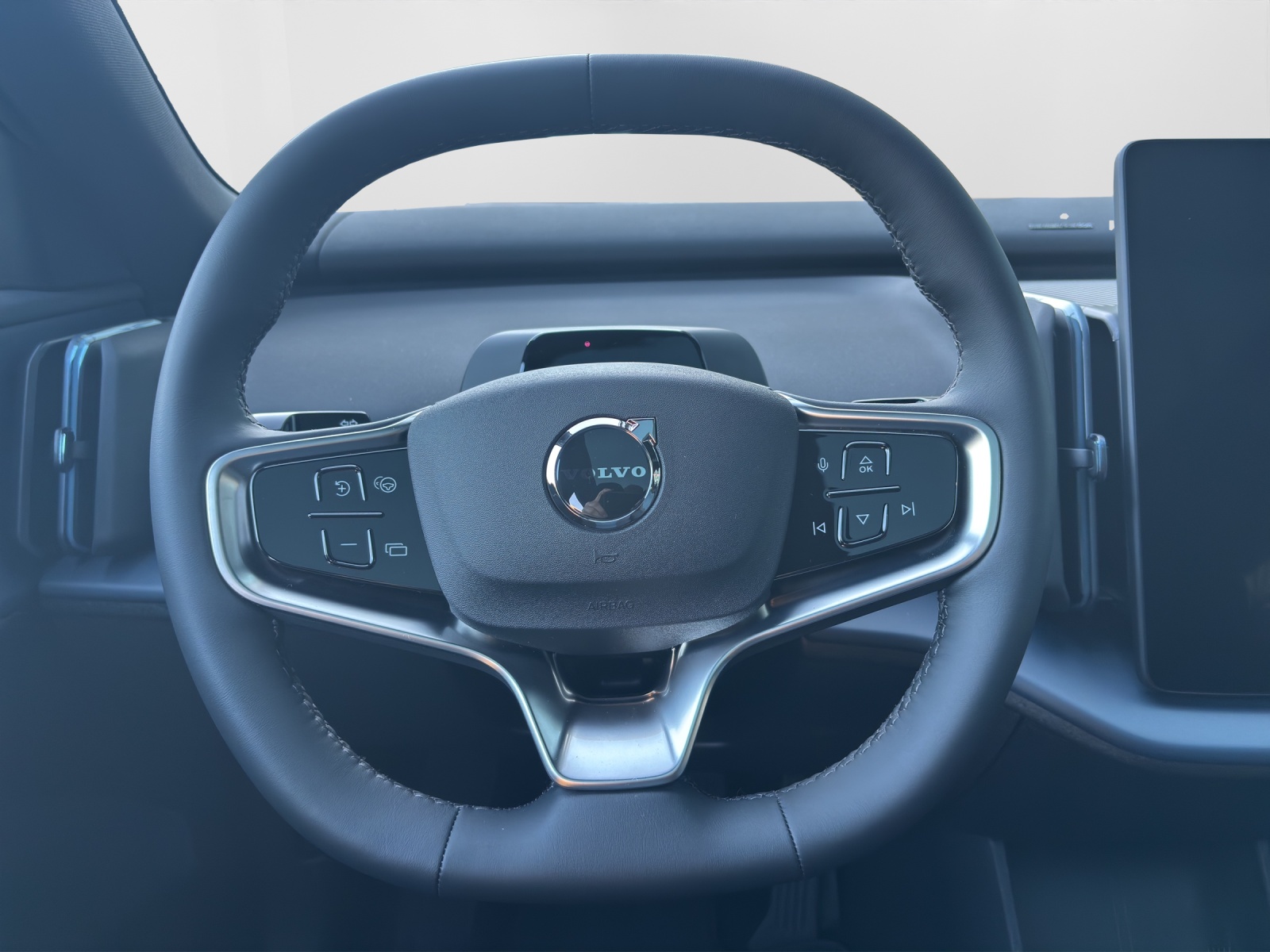 VOLVO EX30 P8 Ultra AWD-image-7