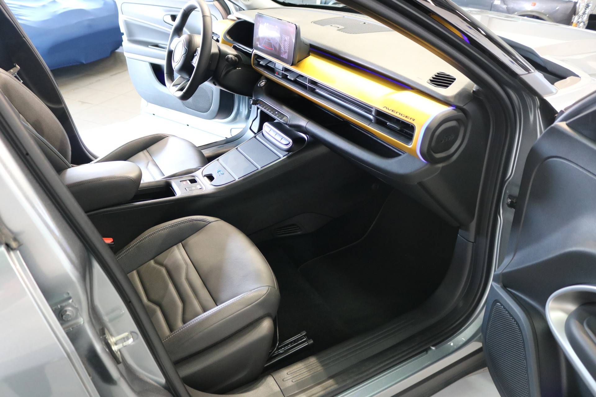 JEEP Avenger 54kWh Summit-image-36