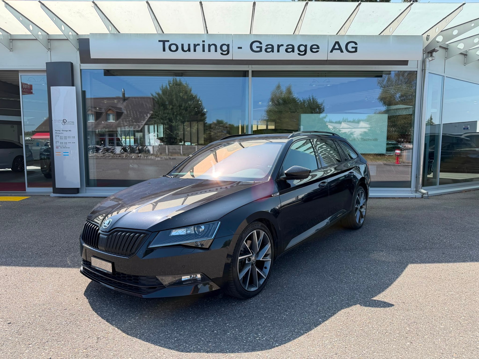 SKODA Superb Combi 2.0 TDi SportLine+ 4x4 DSG