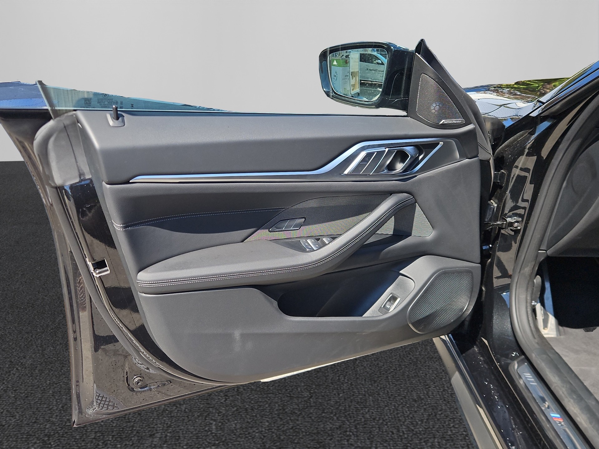 BMW i4 M60 M Sport Pro-image-9