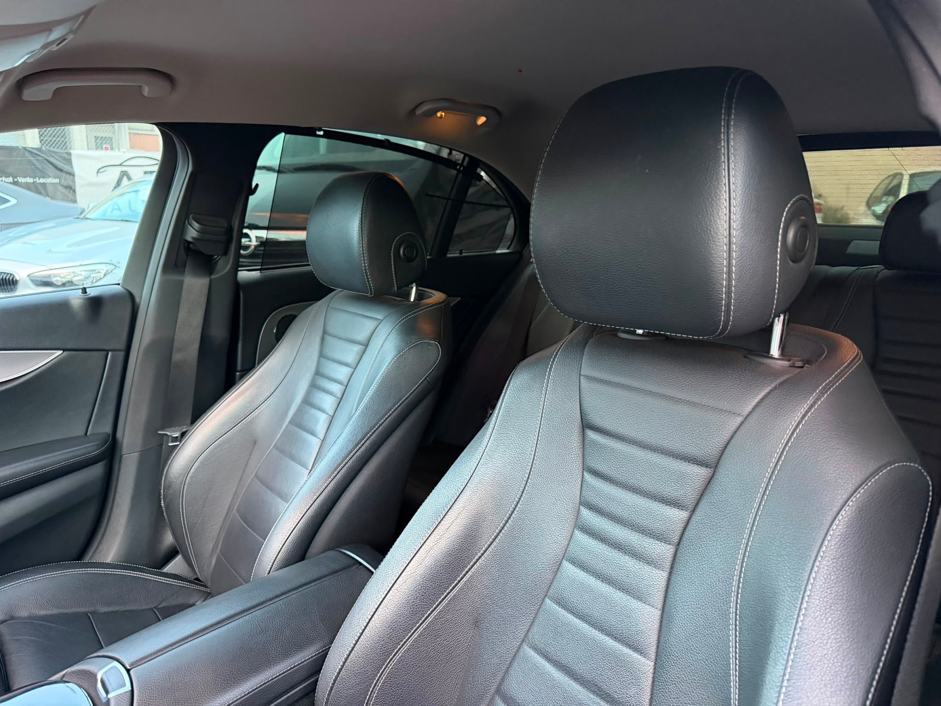 MERCEDES-BENZ E 200 AMG Line 9G-Tronic FULL BLACK GARANTIE 2 ans-image-12