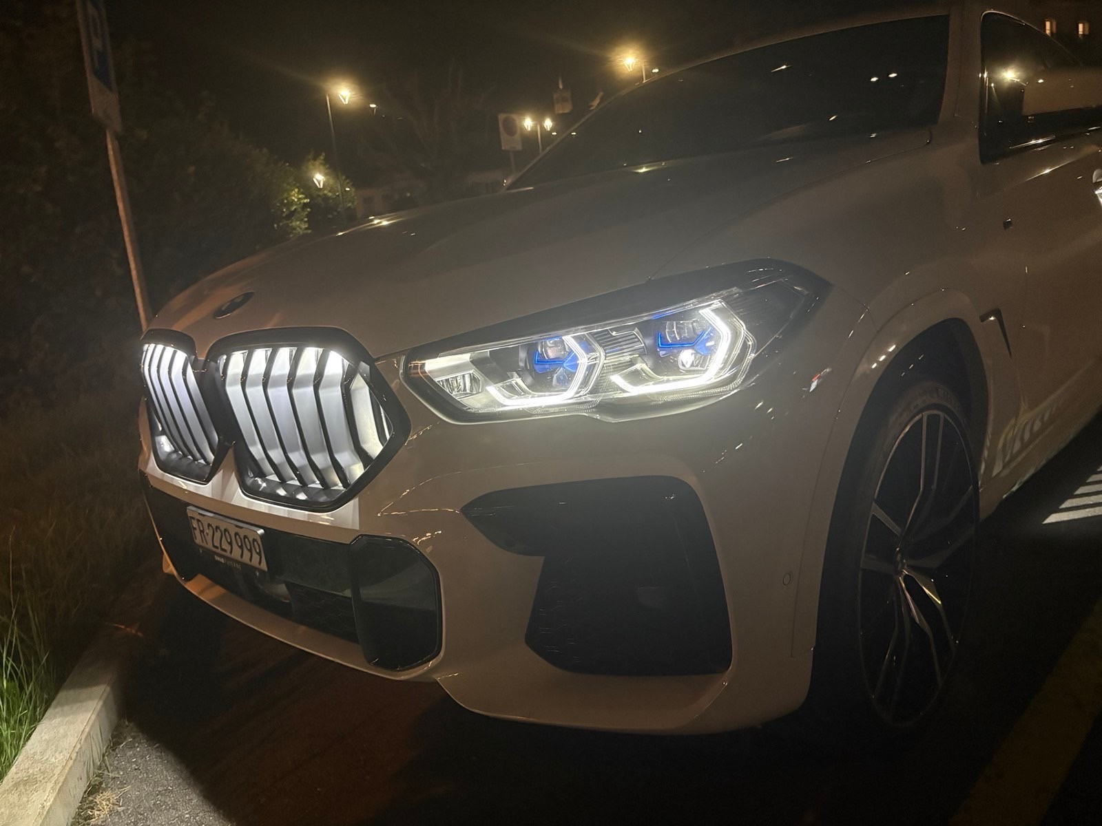 BMW 40d xDrive-image-10