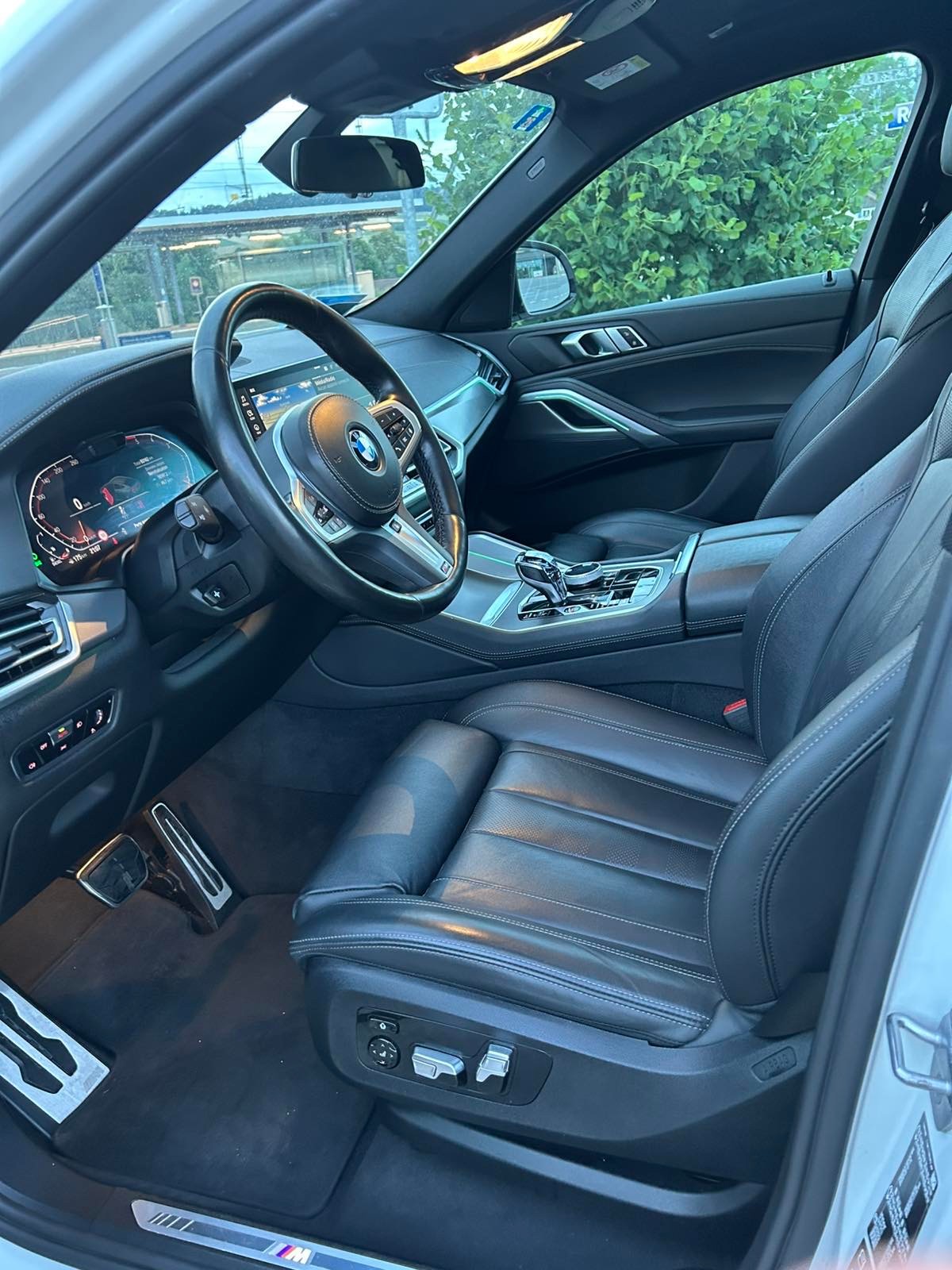BMW 40d xDrive-image-5