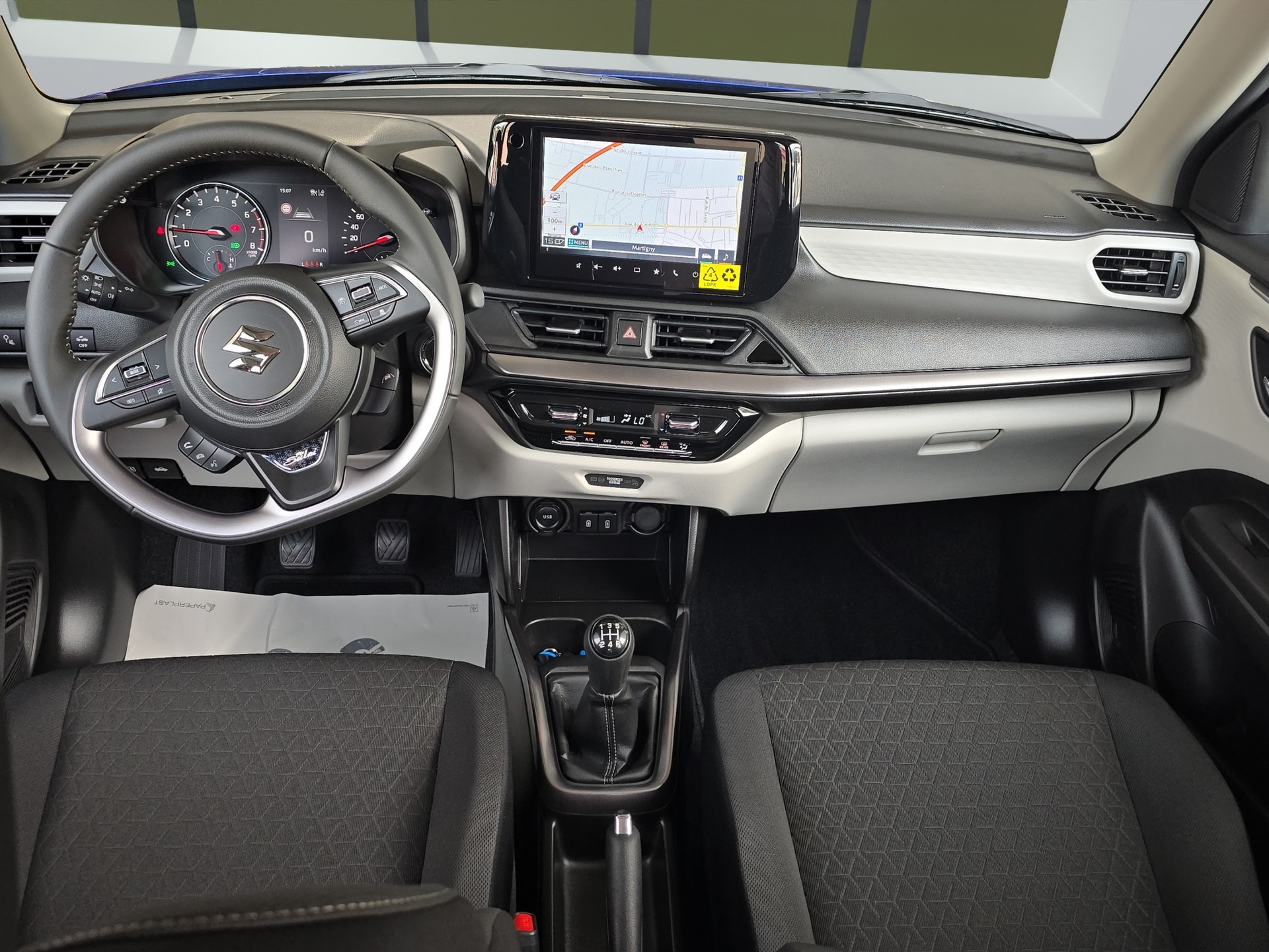 SUZUKI Swift 1.2 Piz Sulai Top Hybrid 4x4-image-17