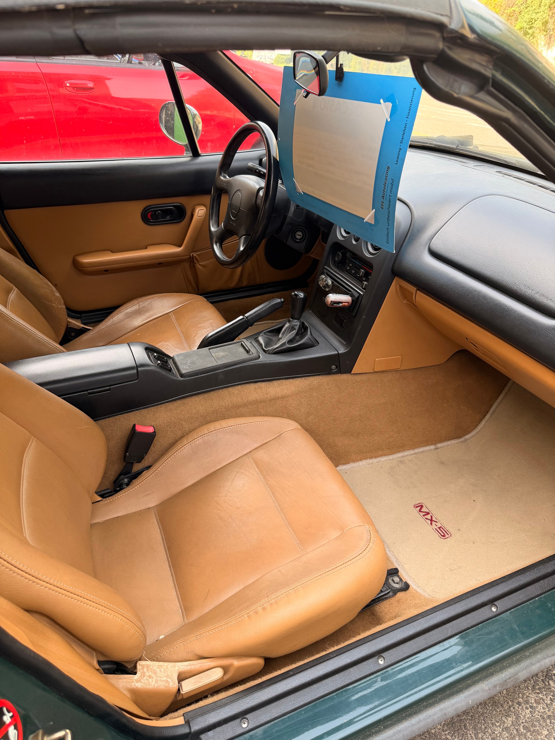 MAZDA MX-5 1.6i-16-image-7