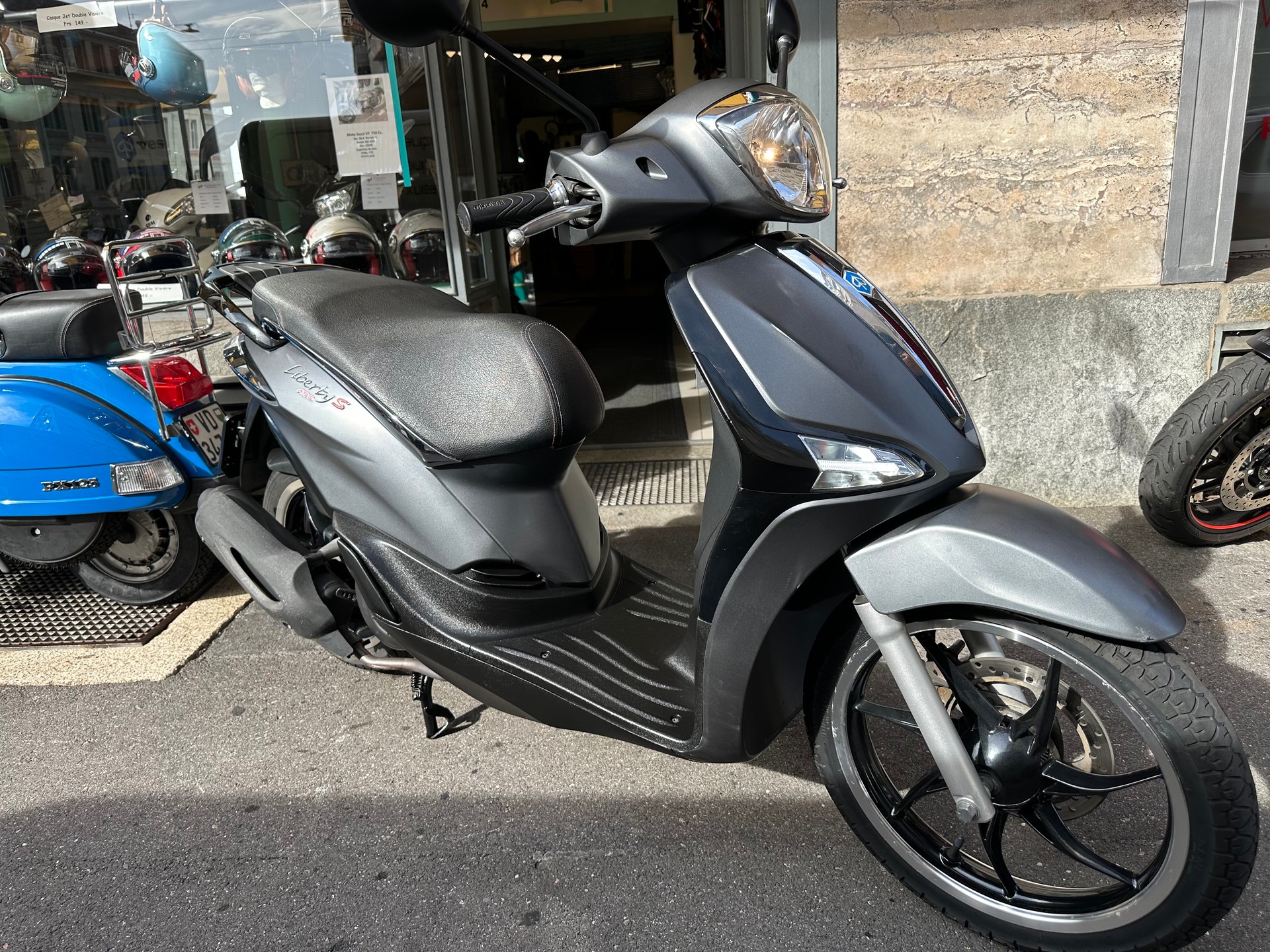 PIAGGIO Liberty 125 iGet Sport ABS-image-0
