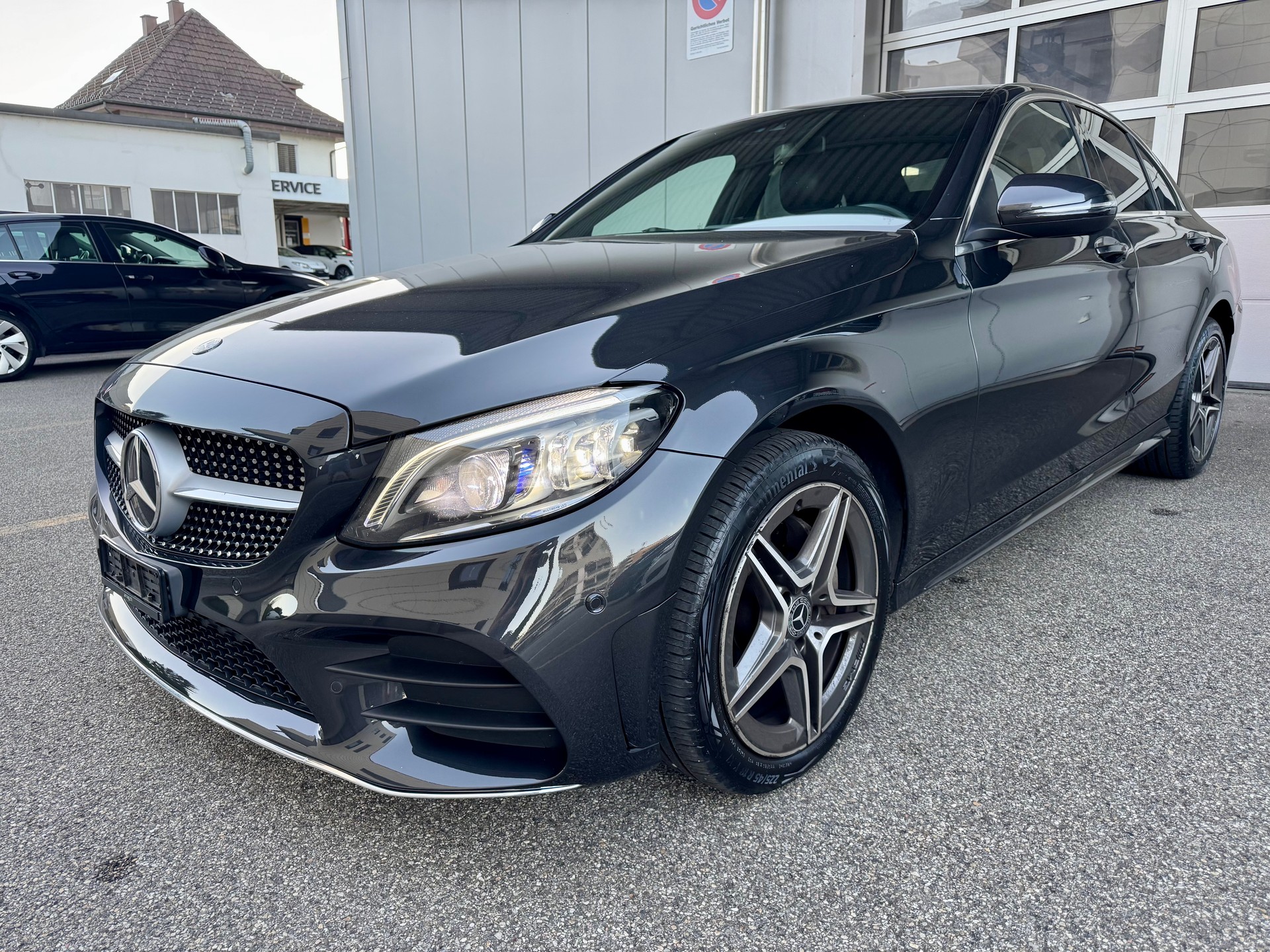 MERCEDES-BENZ C 220 d AMG Line 4Matic 9G-Tronic ** ab MFK **-showroom-element-1