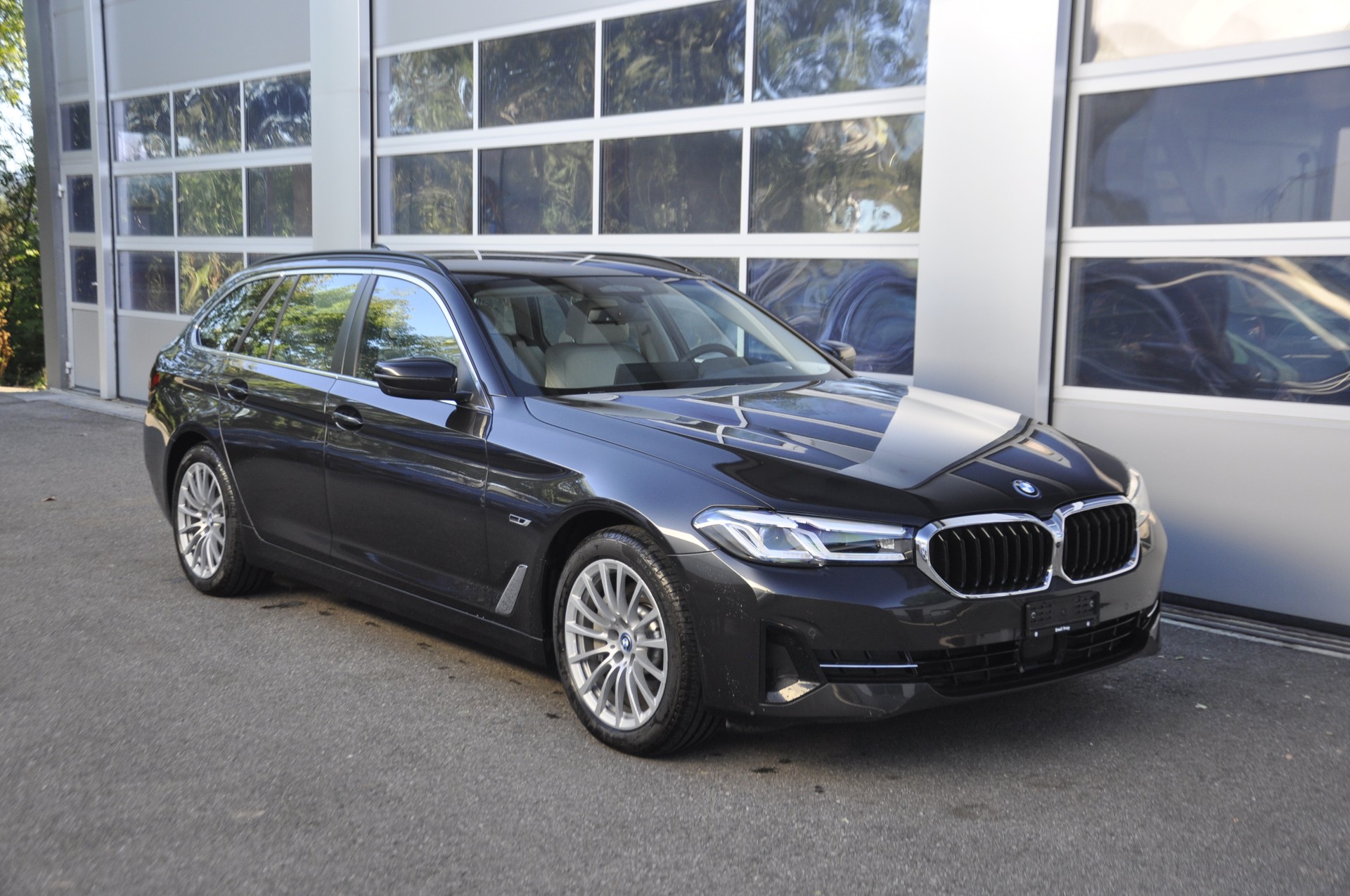 BMW 530e xDrive Touring Steptronic