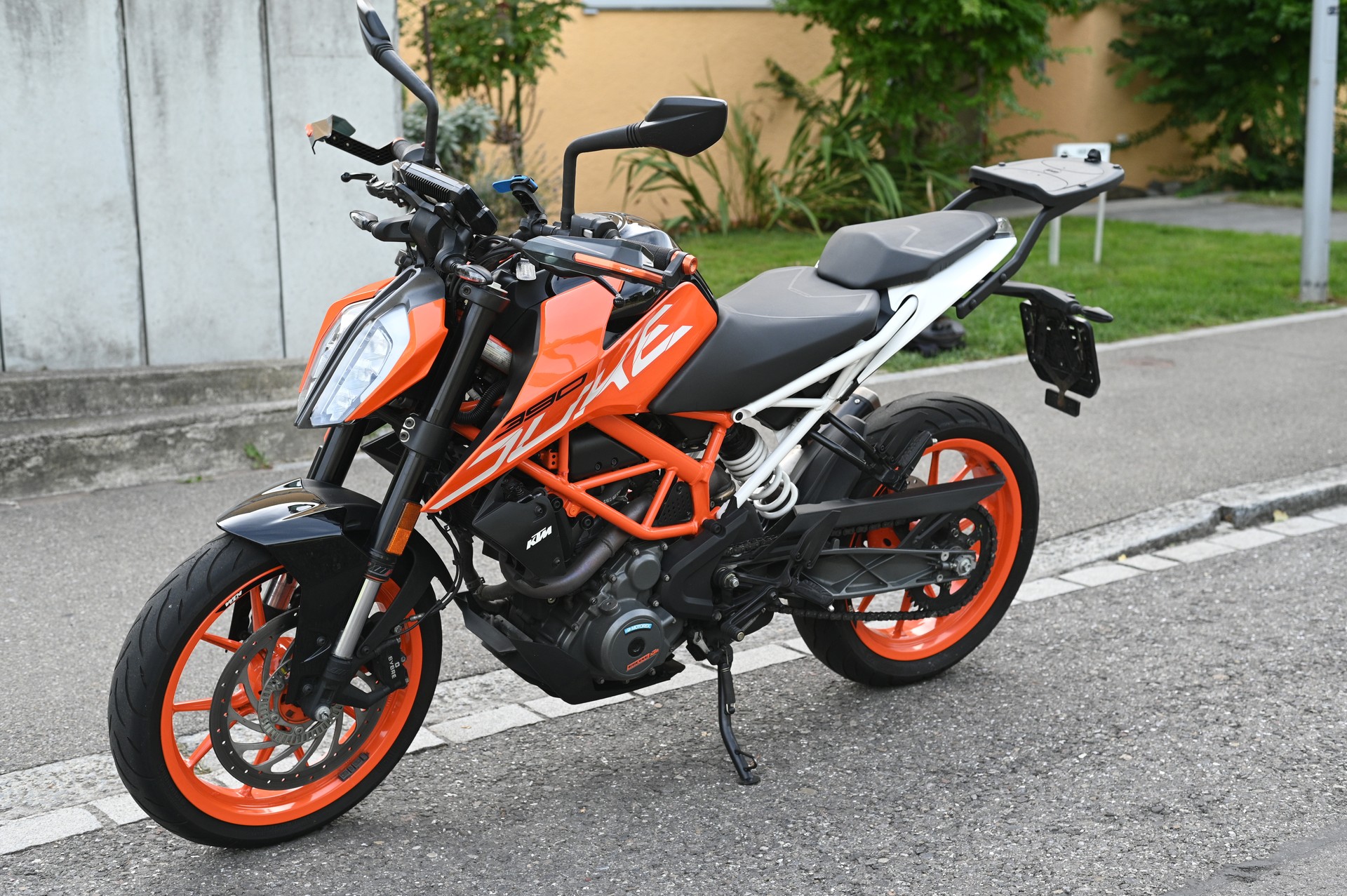 KTM 390 Duke ABS-image-3