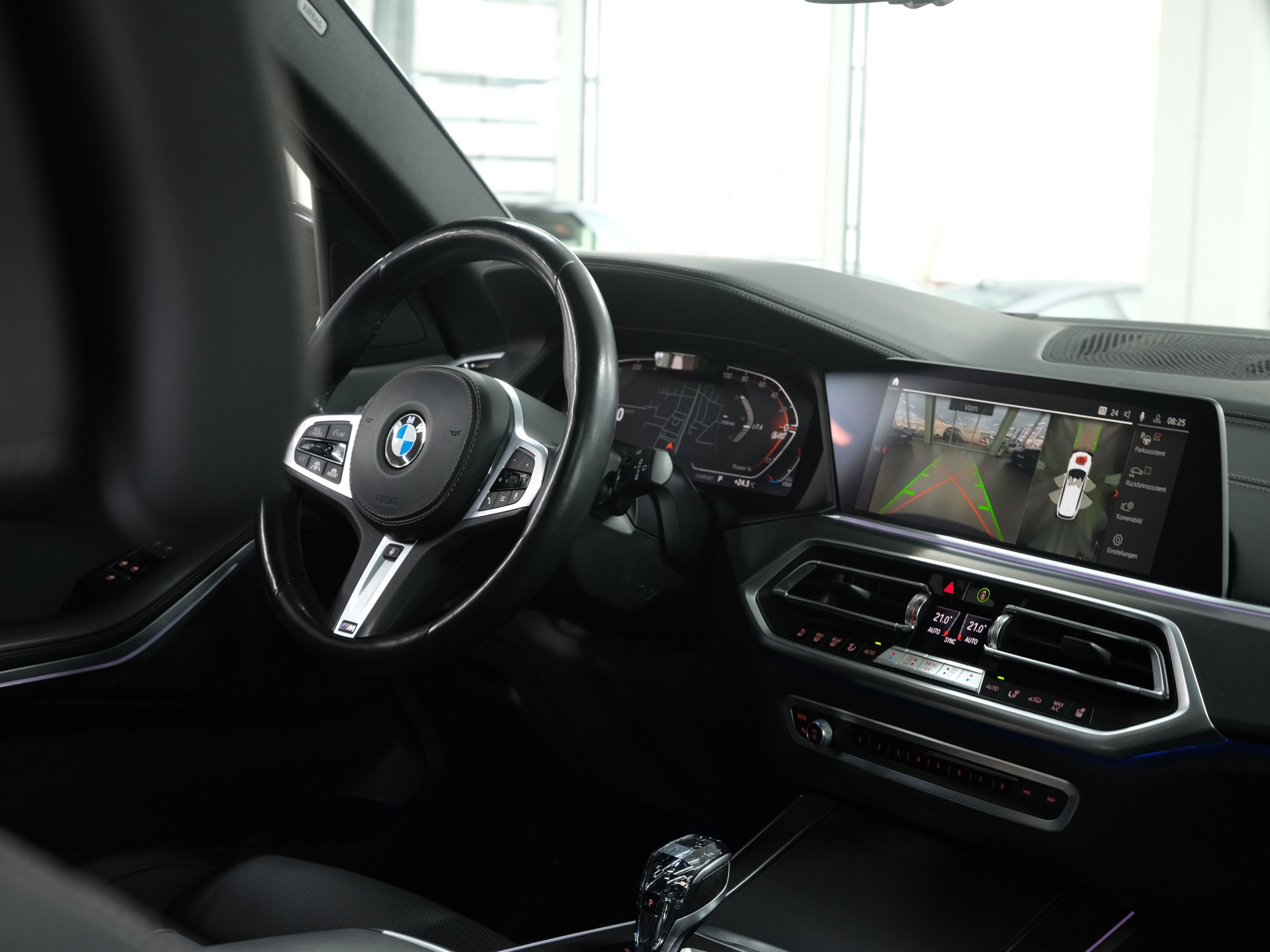 BMW X5 xDrive 48V 40d M Sport Steptronic *Panorama* *360 Kamera* *Massage*-image-28