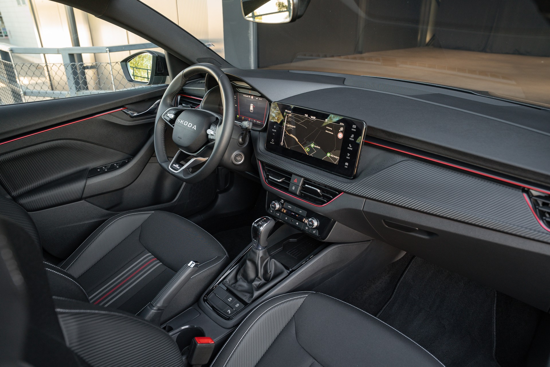 SKODA Scala 1.5 TSI Monte Carlo DSG-image-14