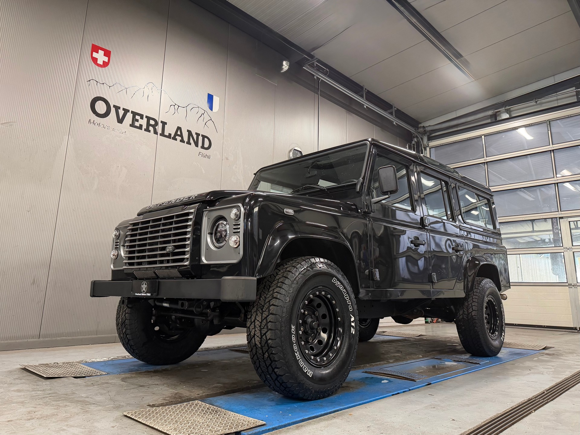 LAND ROVER Defender 110 2.2 TD4