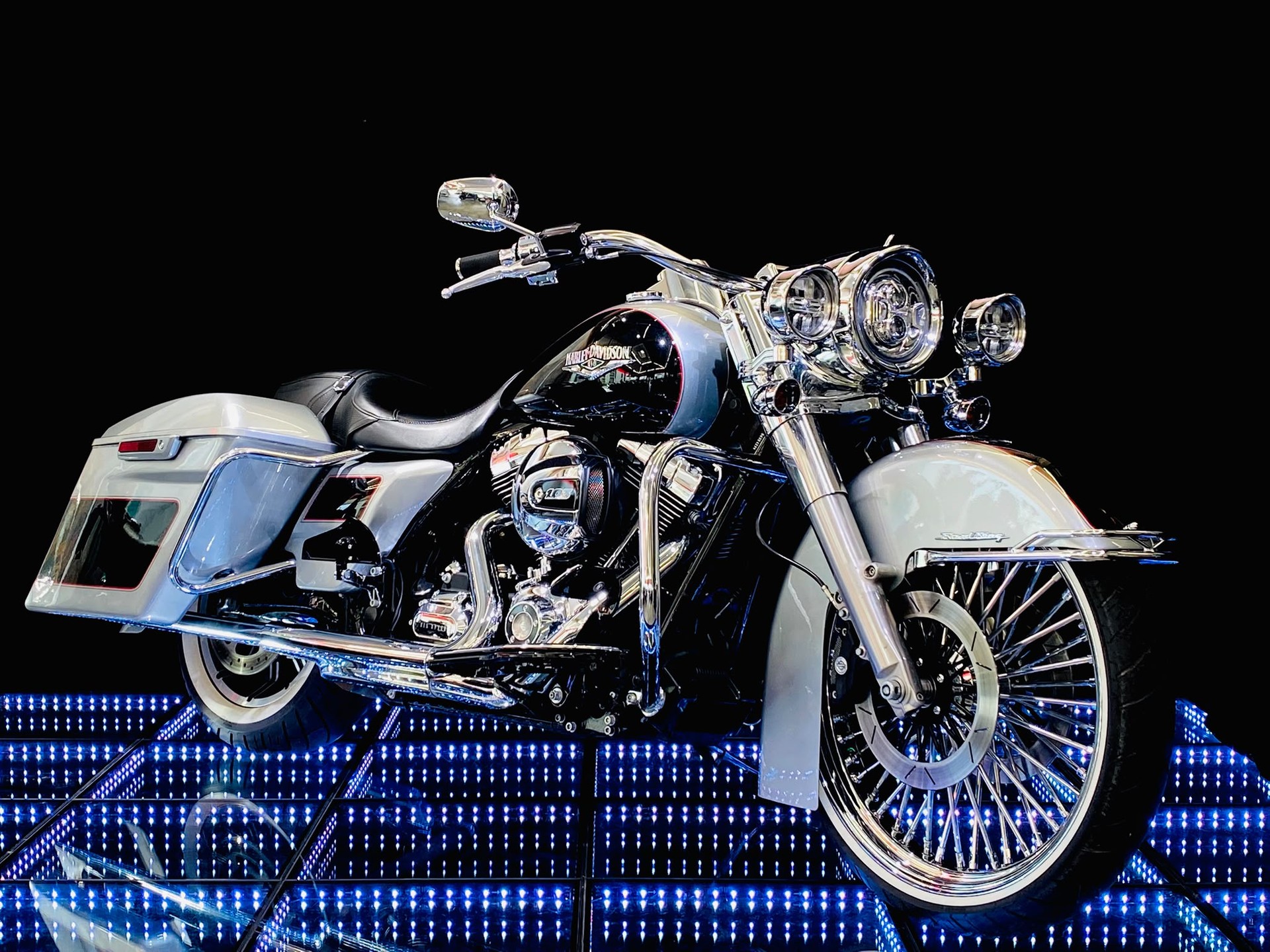 HARLEY-DAVIDSON FLHRC Road King Classic 103 ABS 35kW-image-0
