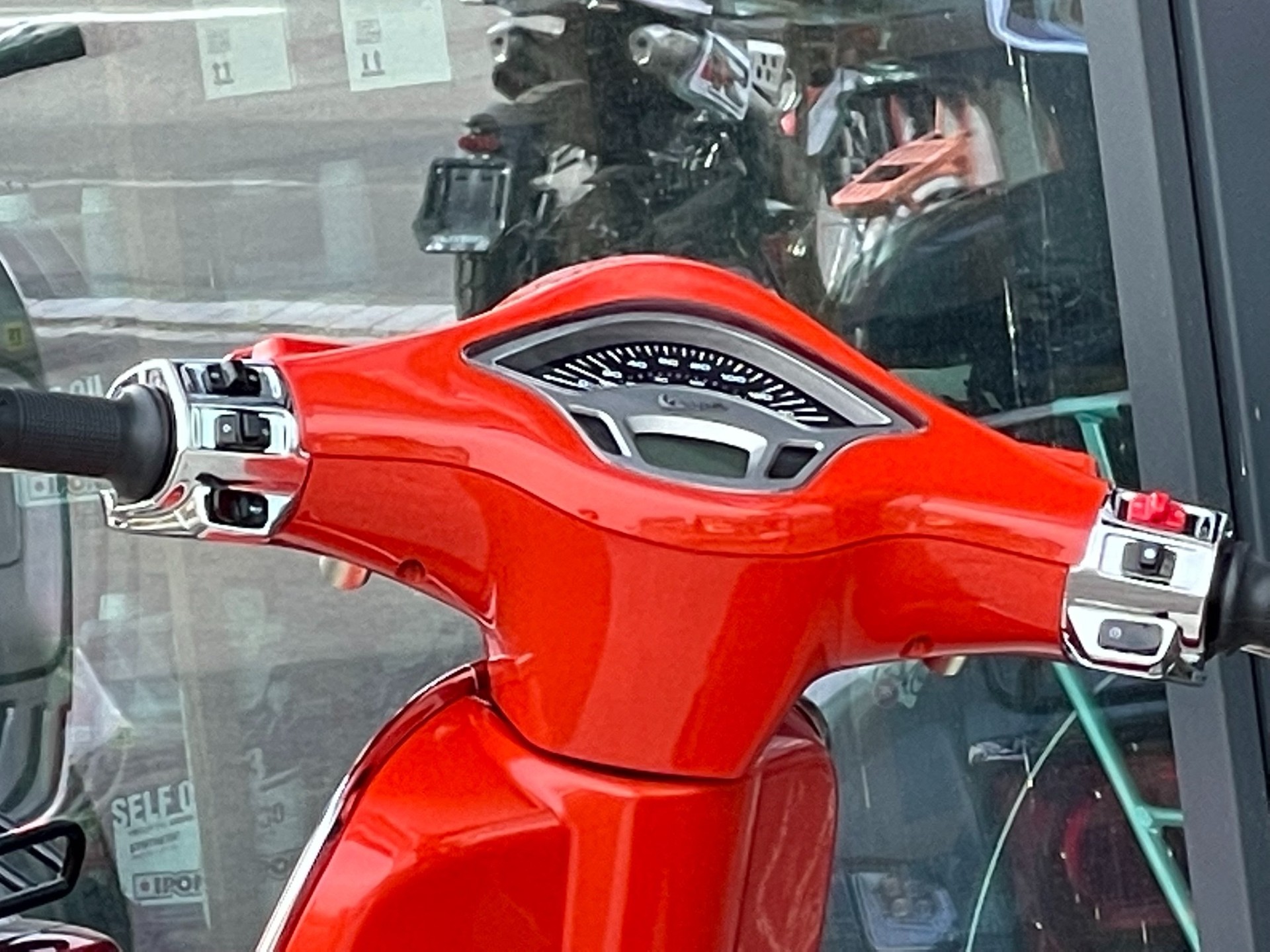 PIAGGIO Vespa 125 Primavera  ABS-image-3